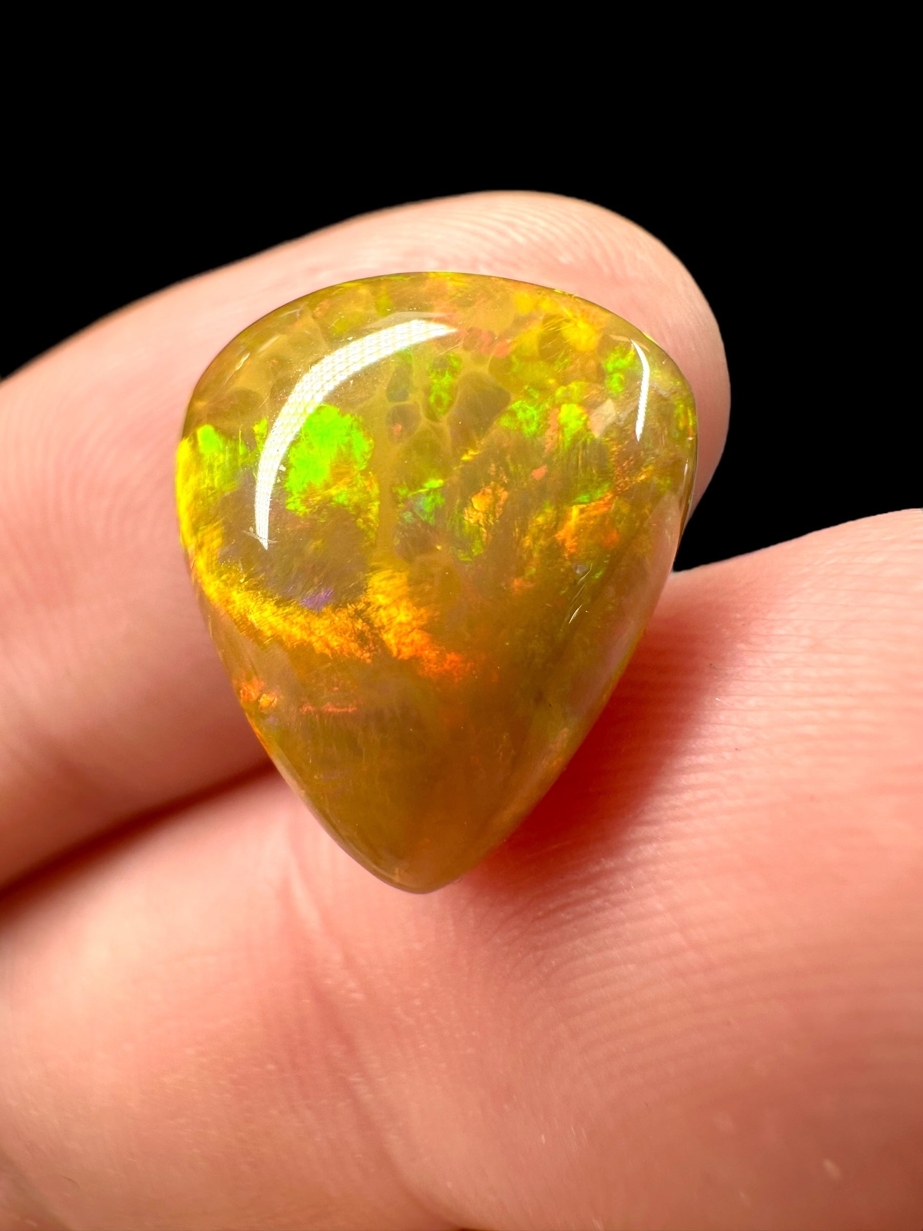 Precious opal cabochon 6,85ct – Welo, Ethiopia - OPK026