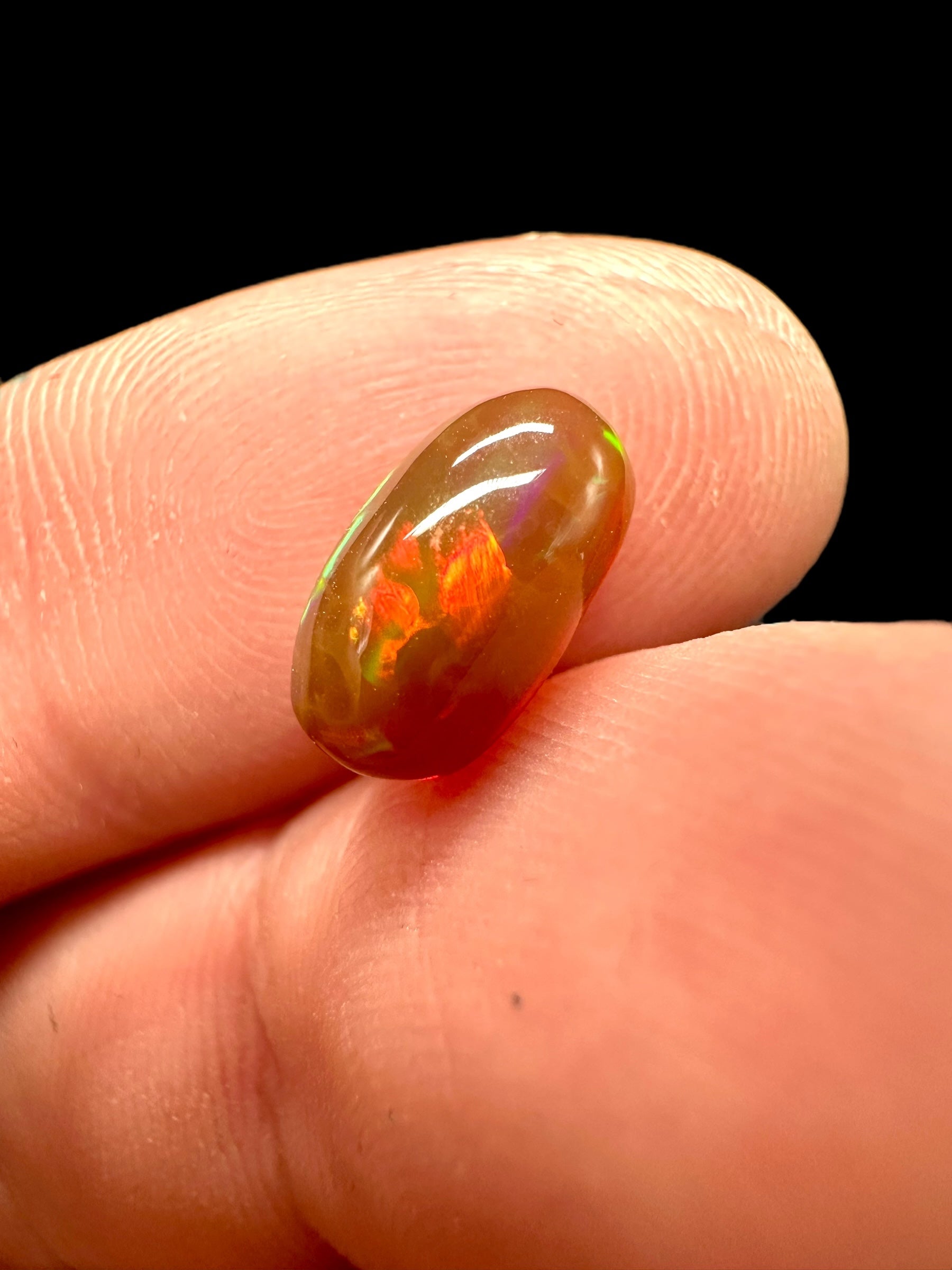 Precious opal cabochon 1,4ct – Welo, Ethiopia - OPK029