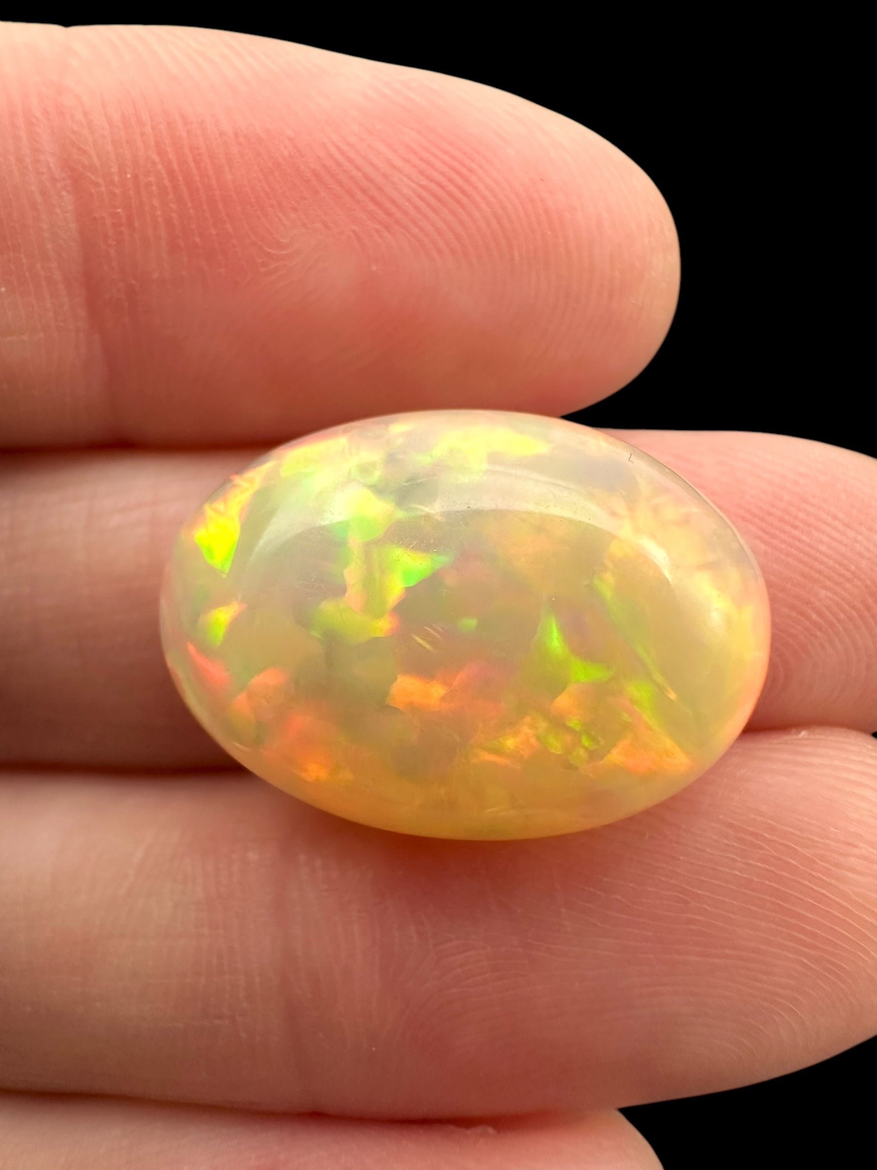 Precious opal cabochon 11,6ct – Welo, Ethiopia - OPK042