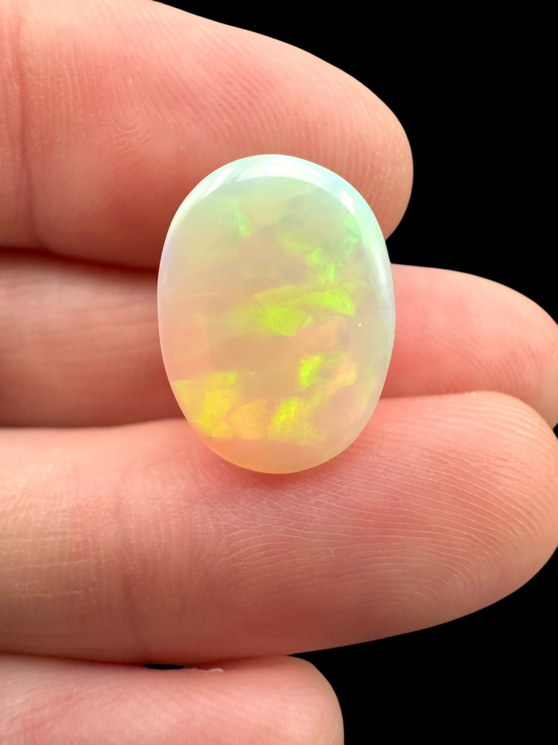 Precious opal cabochon 7,5ct – Welo, Ethiopia - OPK045