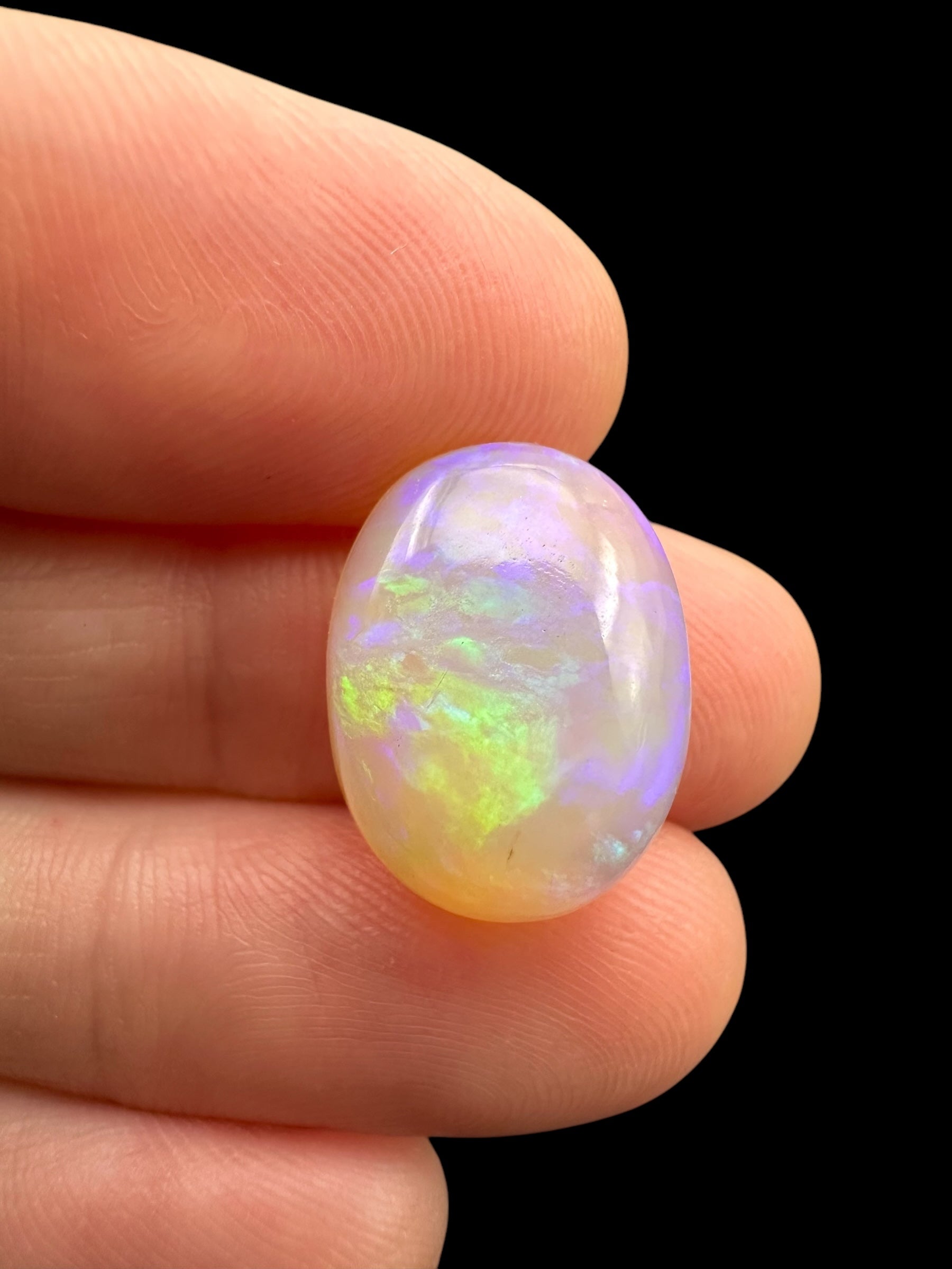 Precious opal cabochon 6,2ct – Welo, Ethiopia - OPK046
