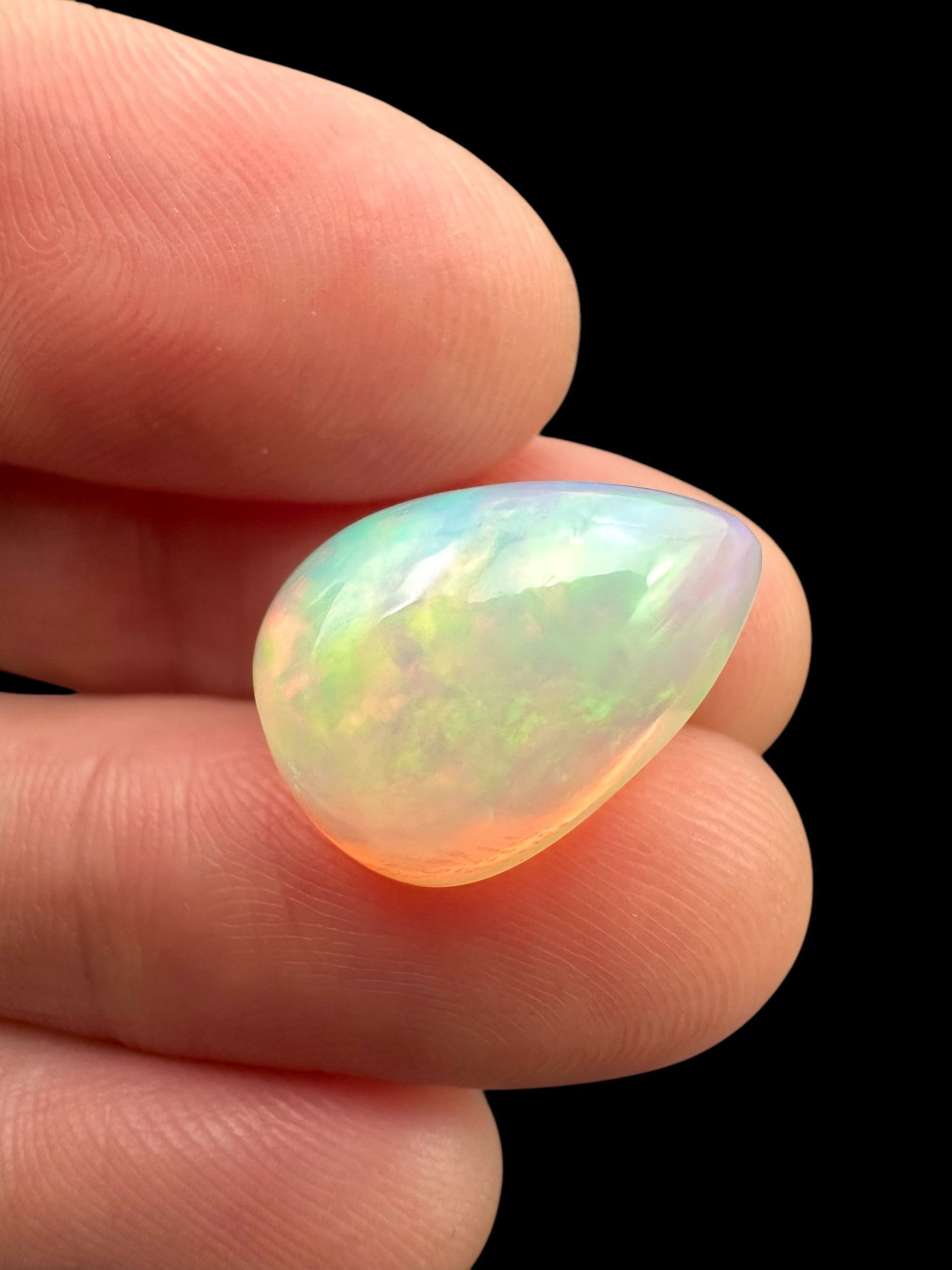 Precious opal cabochon 6,2ct – Welo, Ethiopia - OPK051