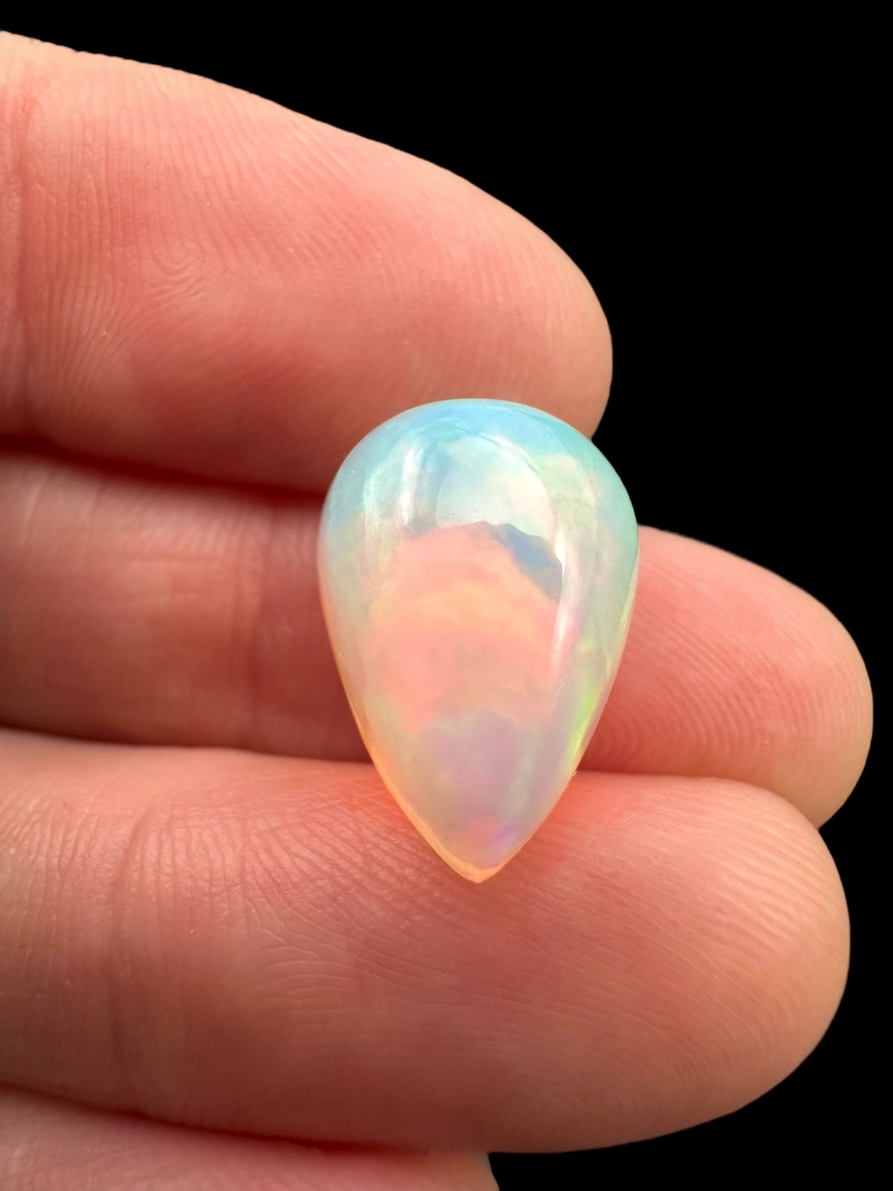 Precious opal cabochon 6,2ct – Welo, Ethiopia - OPK051
