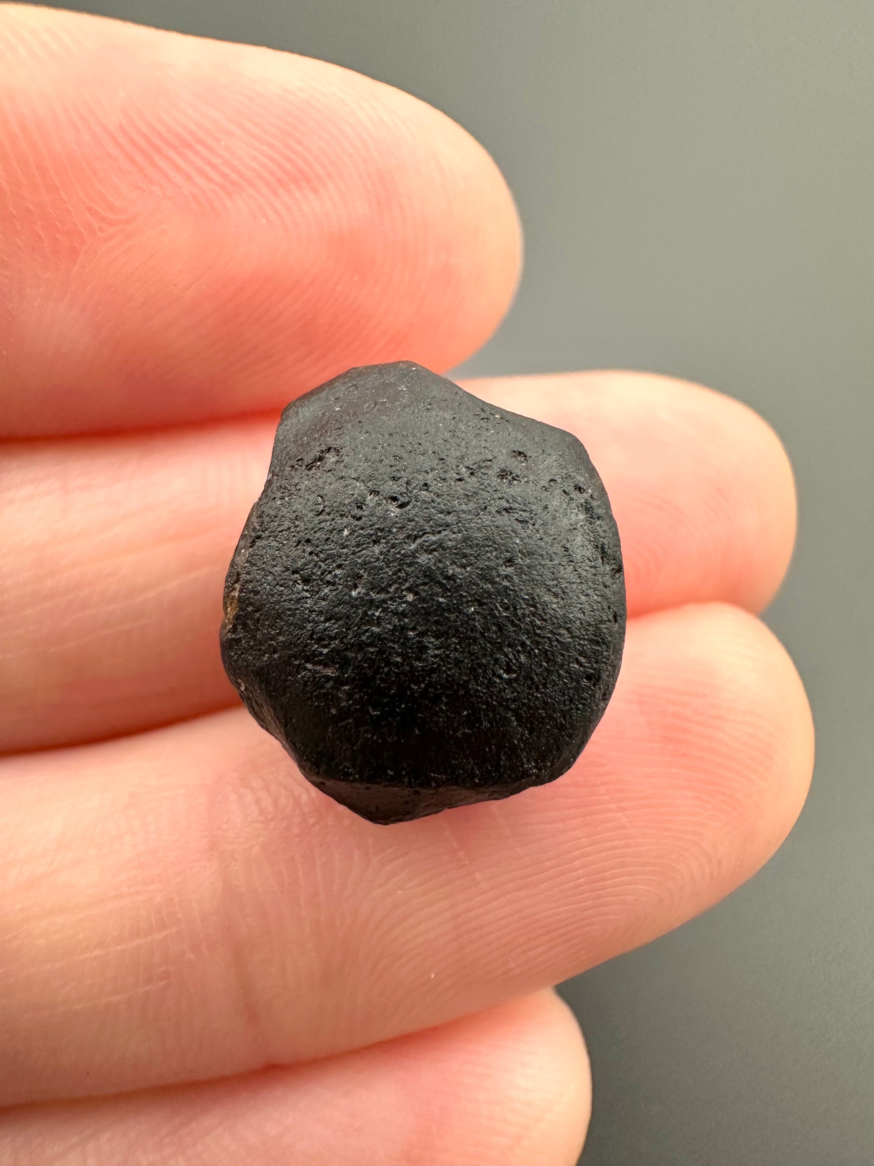 Australite "button" 2g – Kalgoorlie, Western Australia - AU056