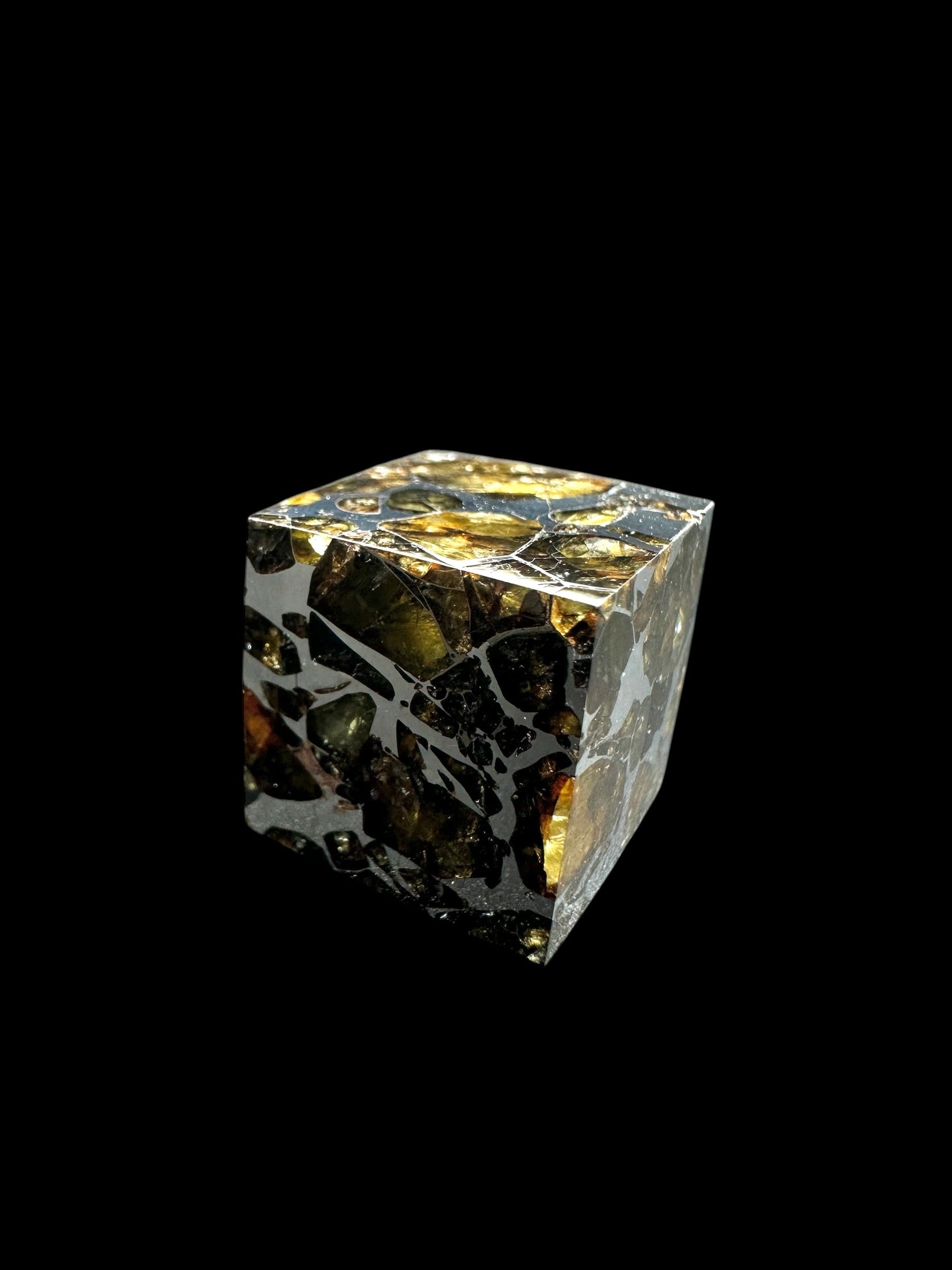Meteorite Seymchan – pallasite cube 16,2g – Russia - MESM31