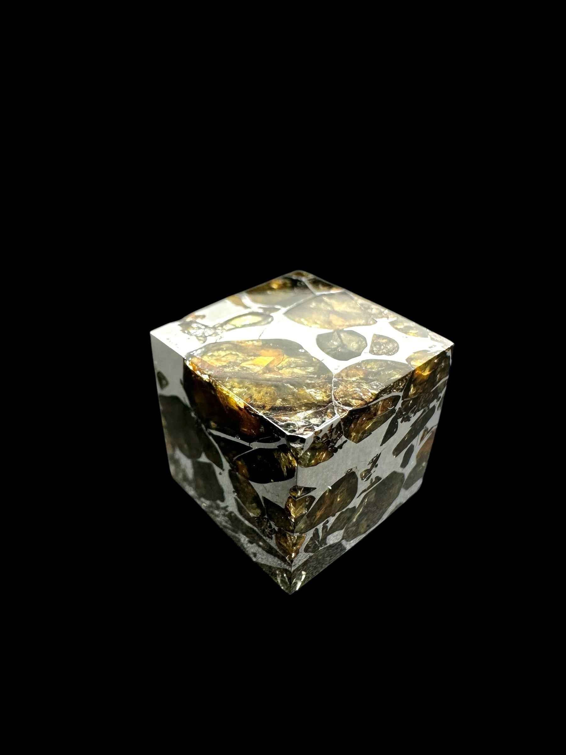 Meteorite Seymchan – pallasite cube 16,2g – Russia - MESM31
