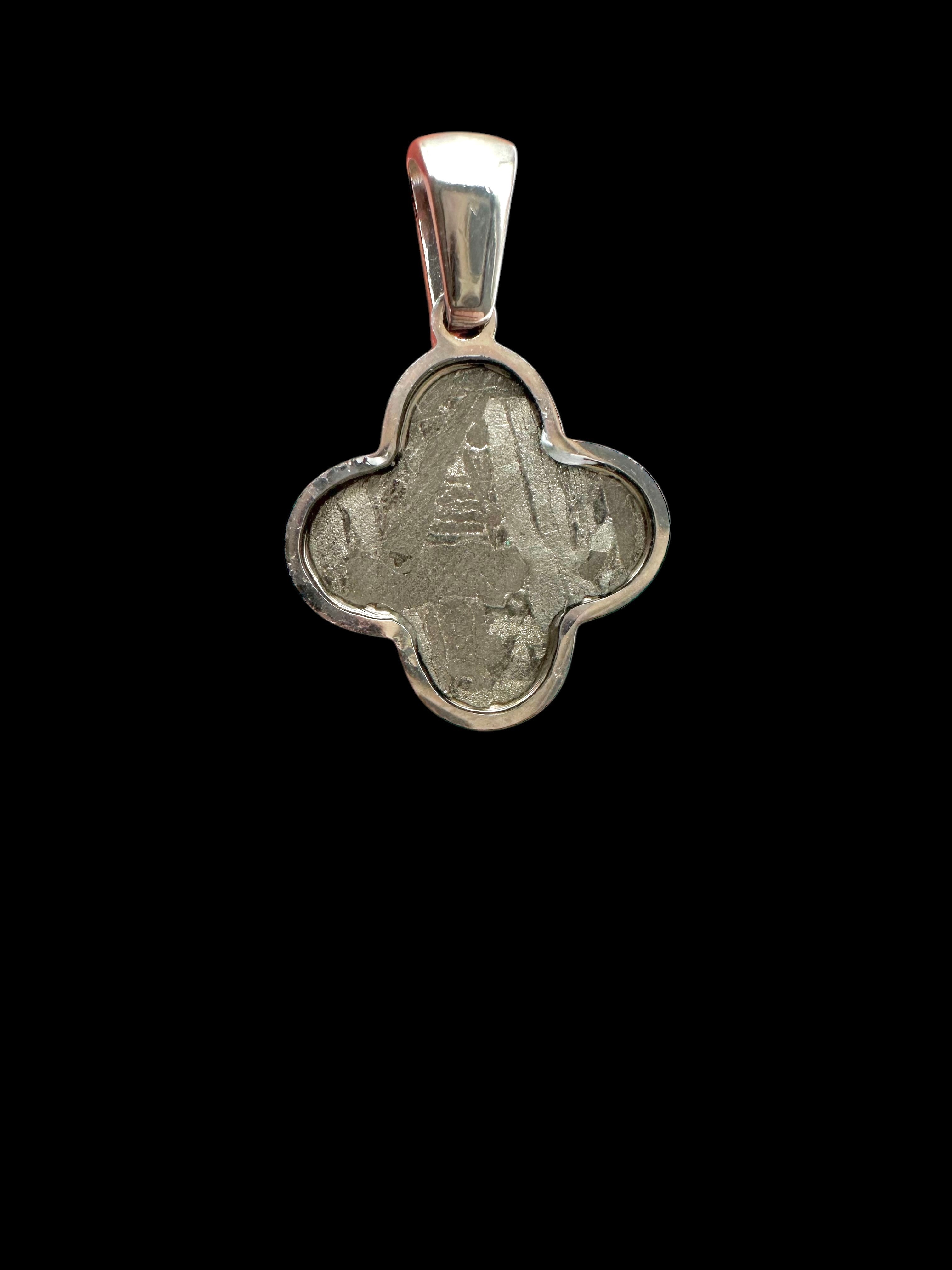 Aletai meteorite pendant