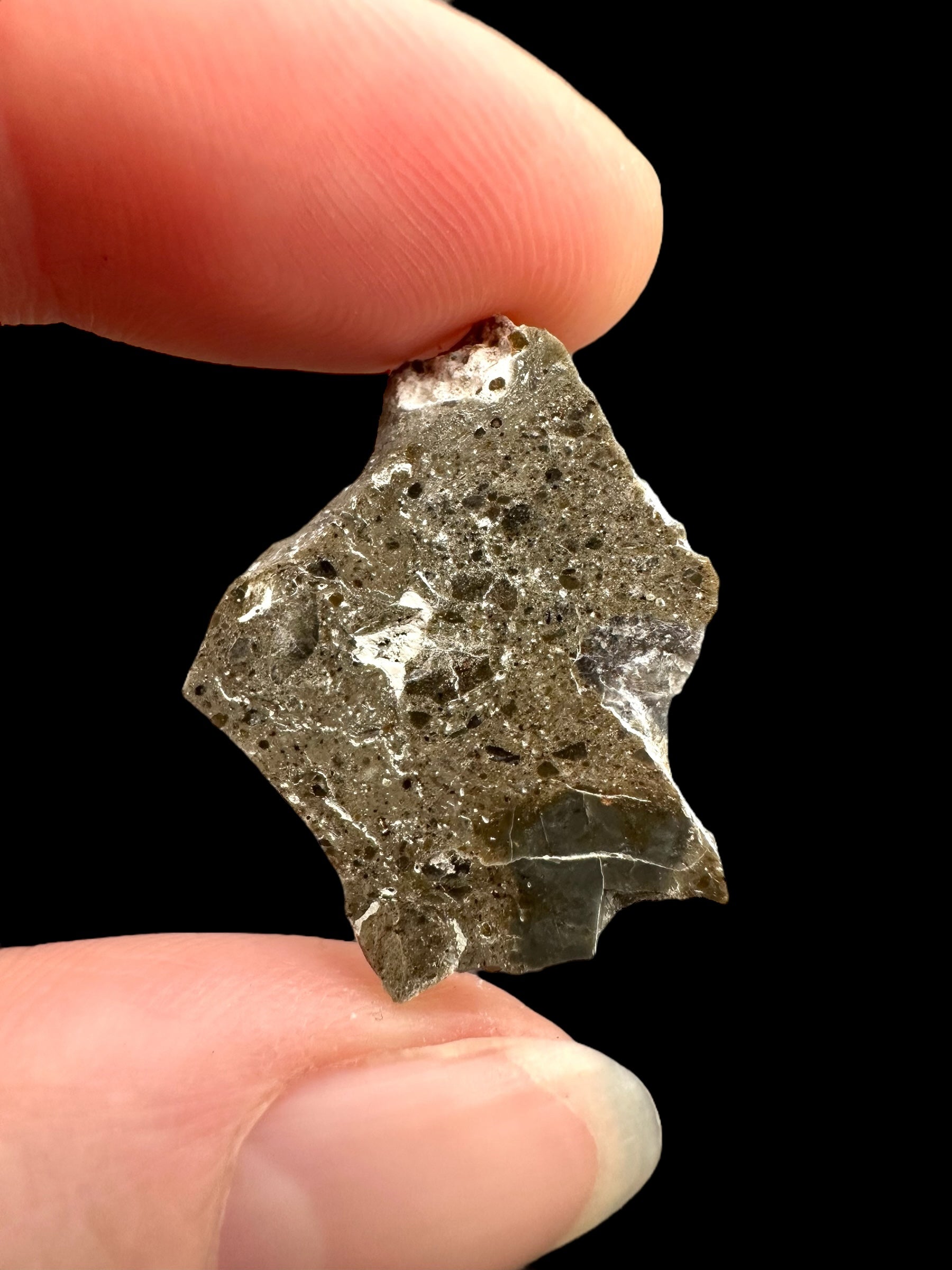 Lunar meteorite Oued el Hamim 001 – 2,7g – Libya - MEOH11