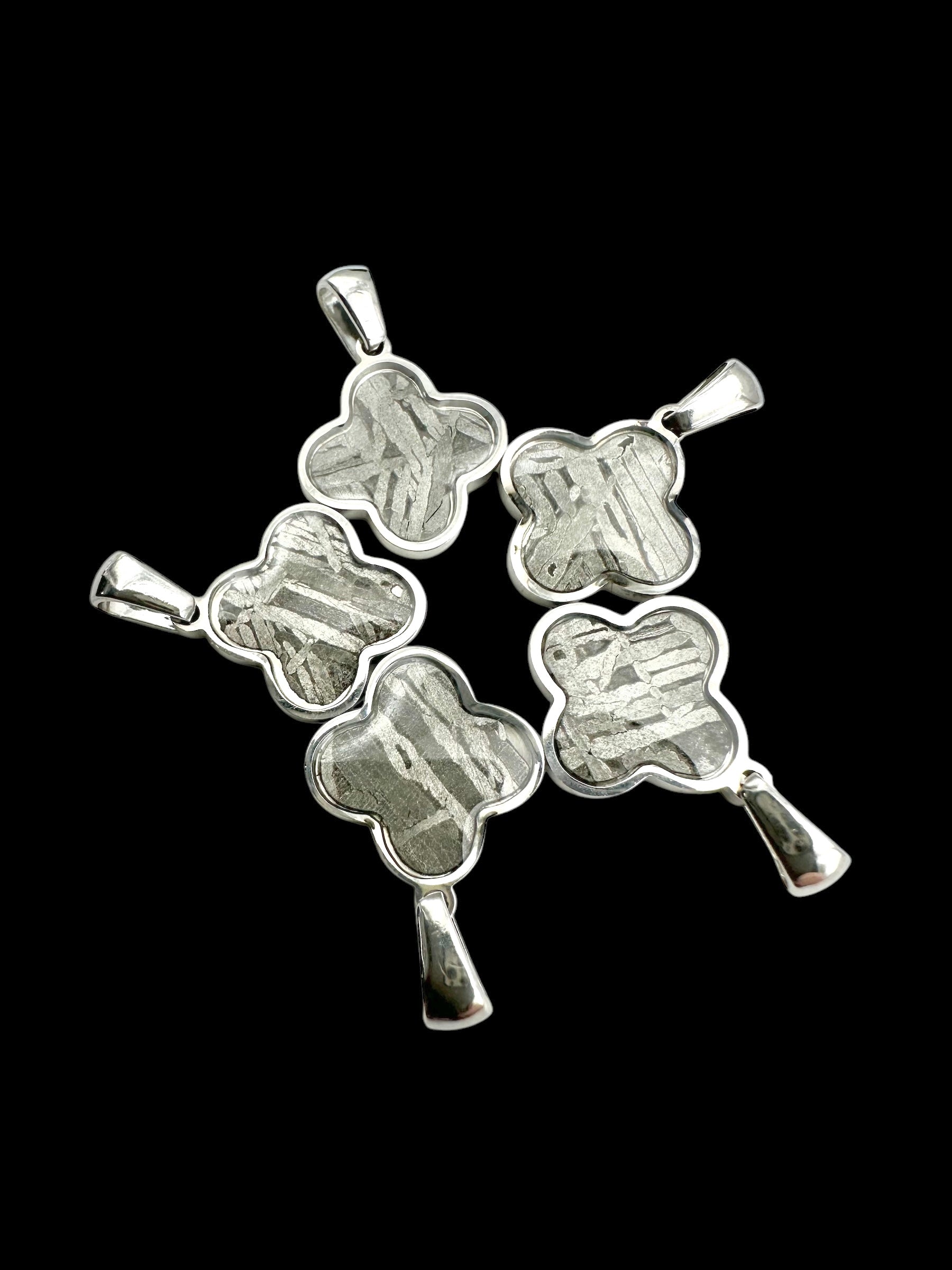 Aletai meteorite pendant – random piece - NP/M003