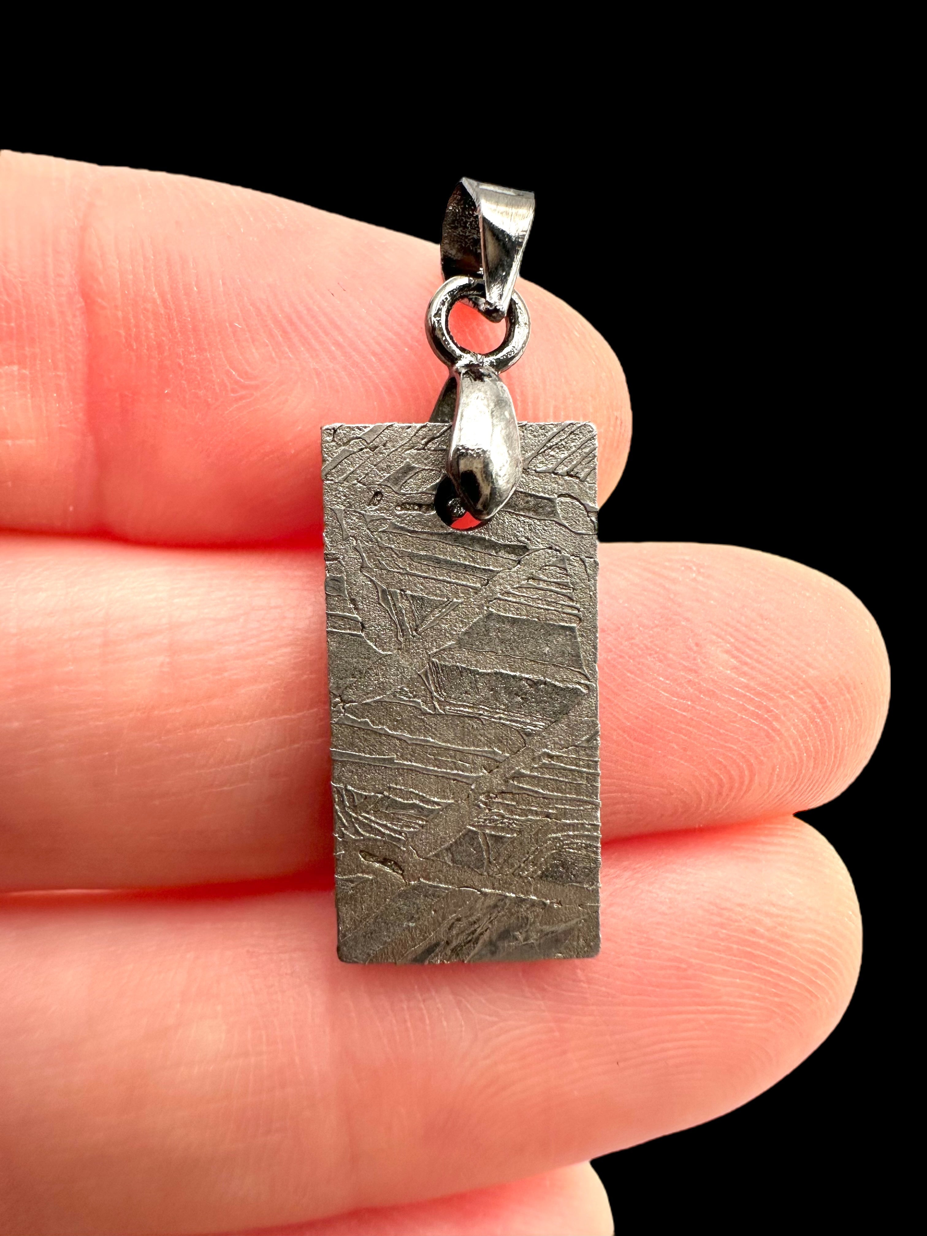 Aletai meteorite pendant – random piece - NP/M004