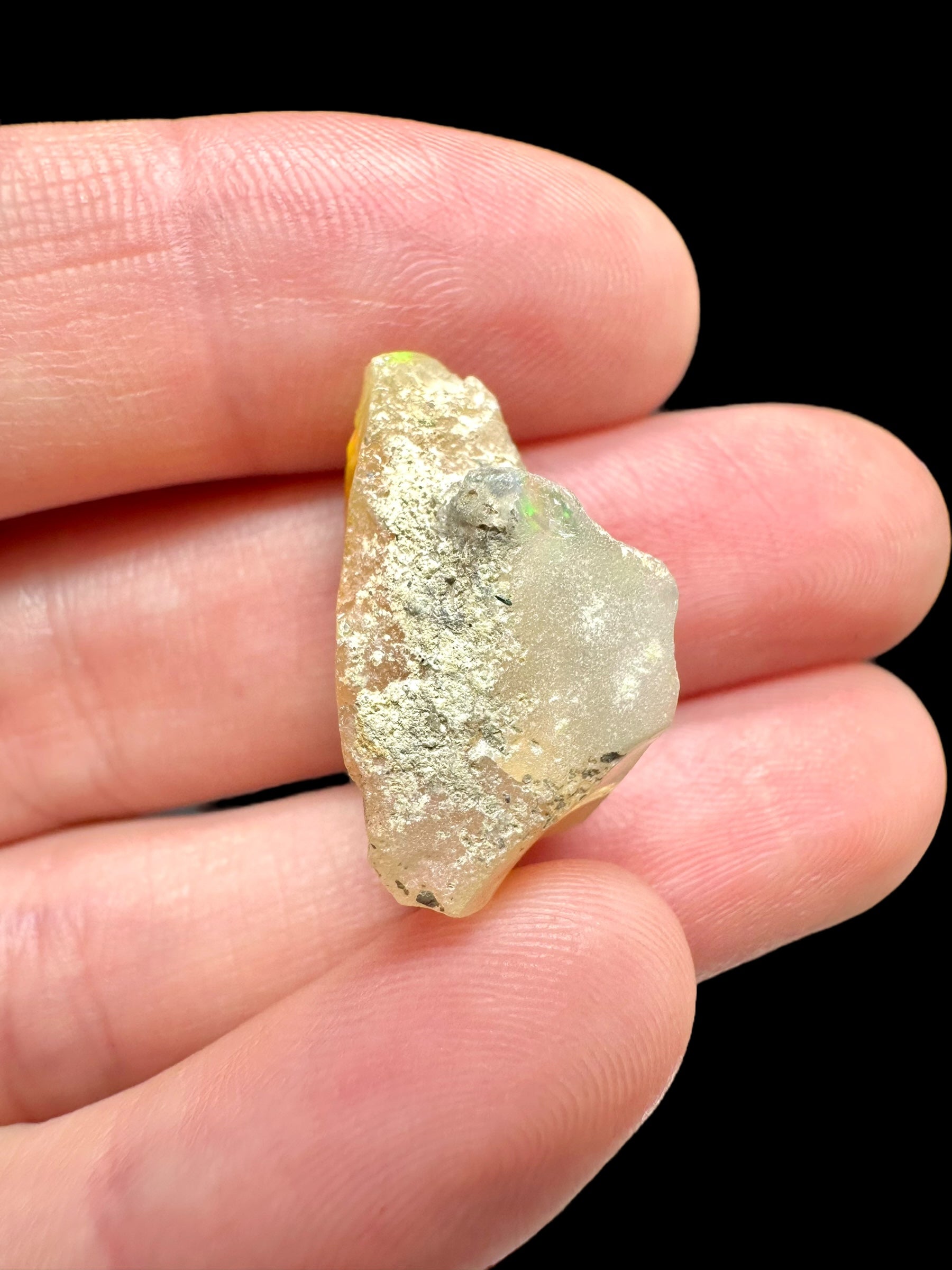 Precious opal 13,5ct – Welo, Ethiopia - OP204