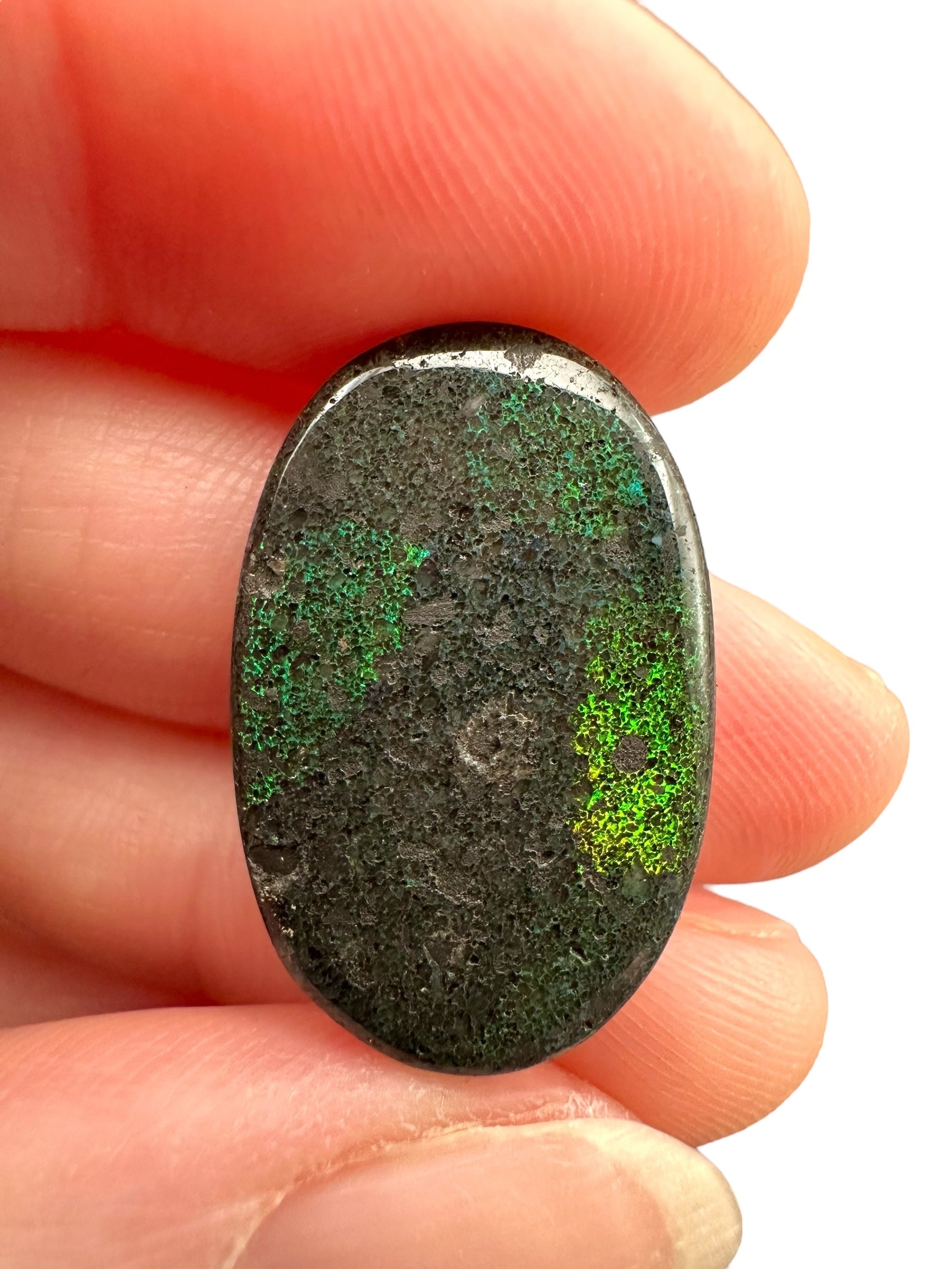 Indonesian opal 8,8ct – Cabochon – Indonesia