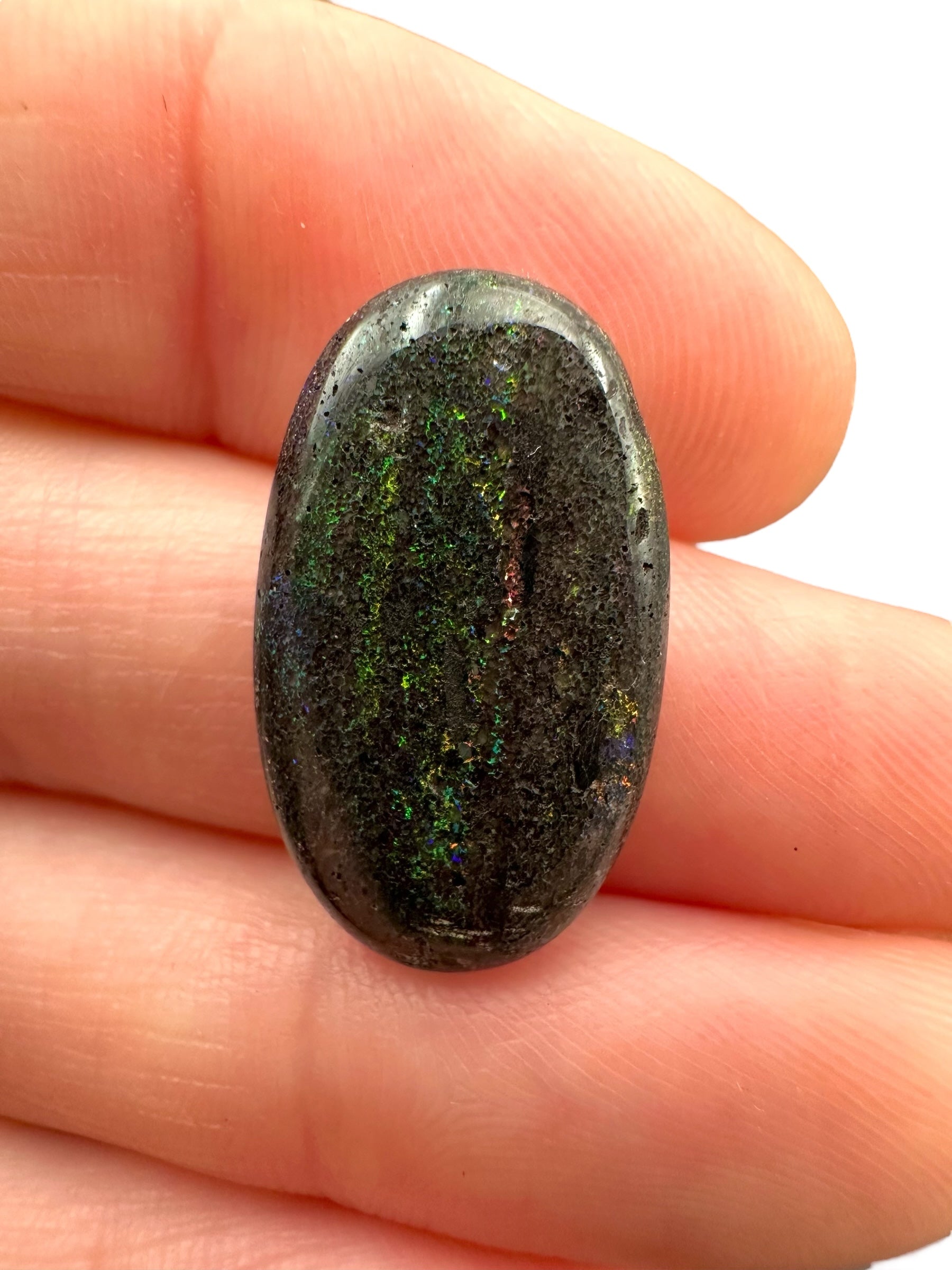 Indonesian opal 6,8ct – Cabochon – Indonesia - IO022