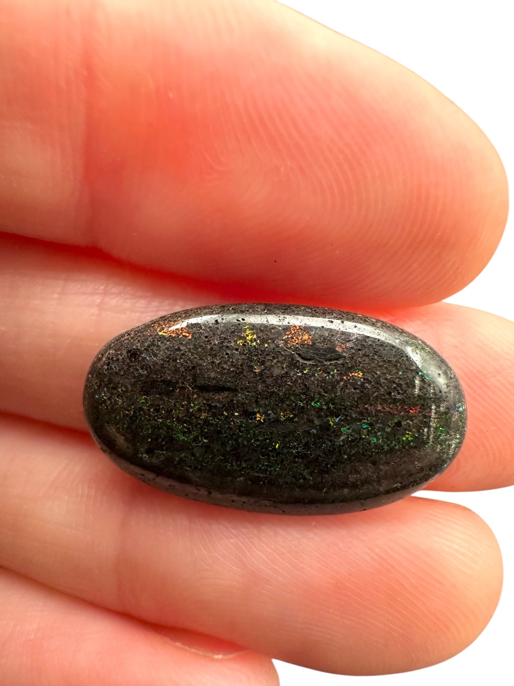 Indonesian opal 6,8ct – Cabochon – Indonesia - IO022