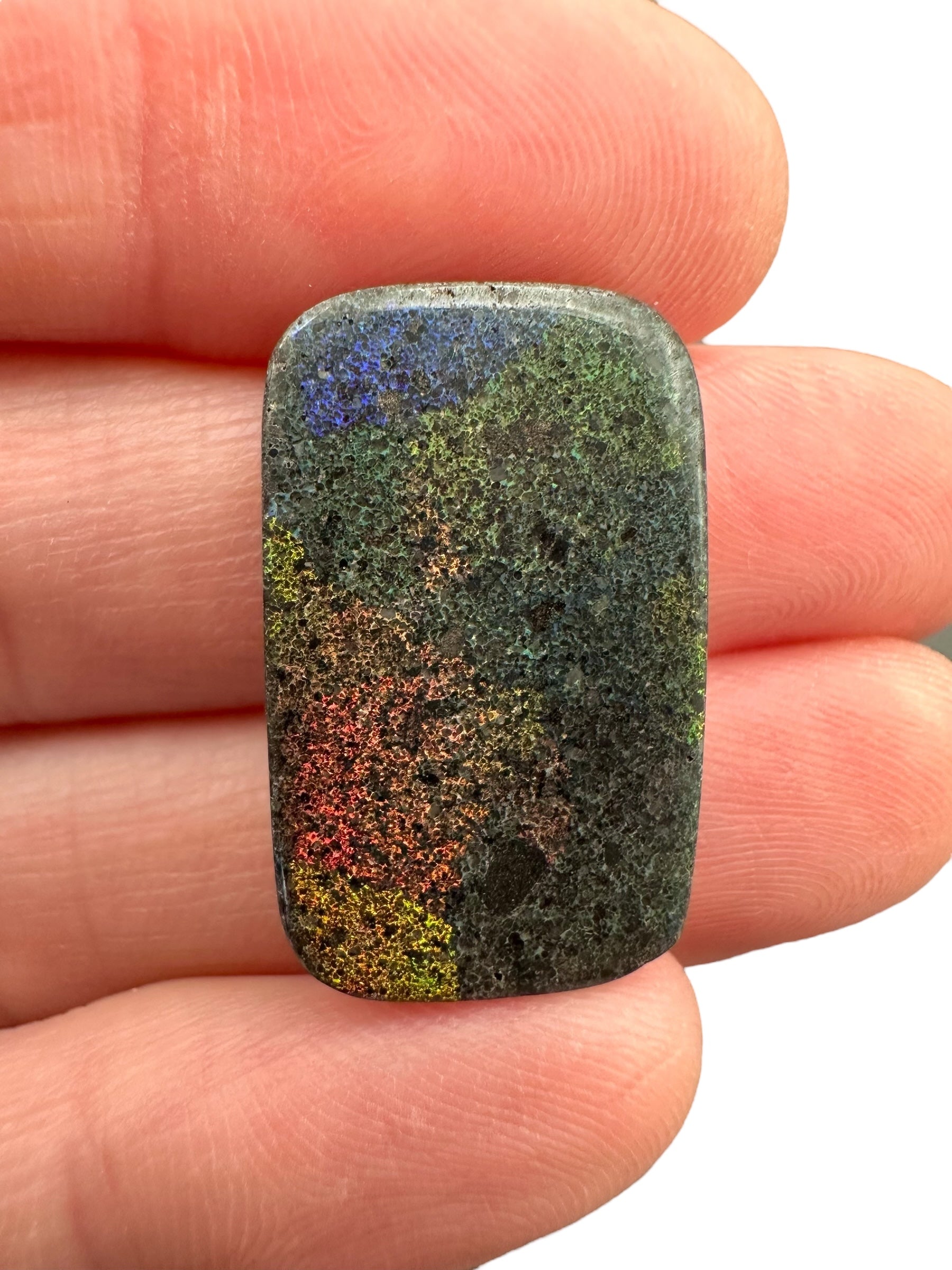 Indonesian opal 13,2ct – Cabochon – Indonesia