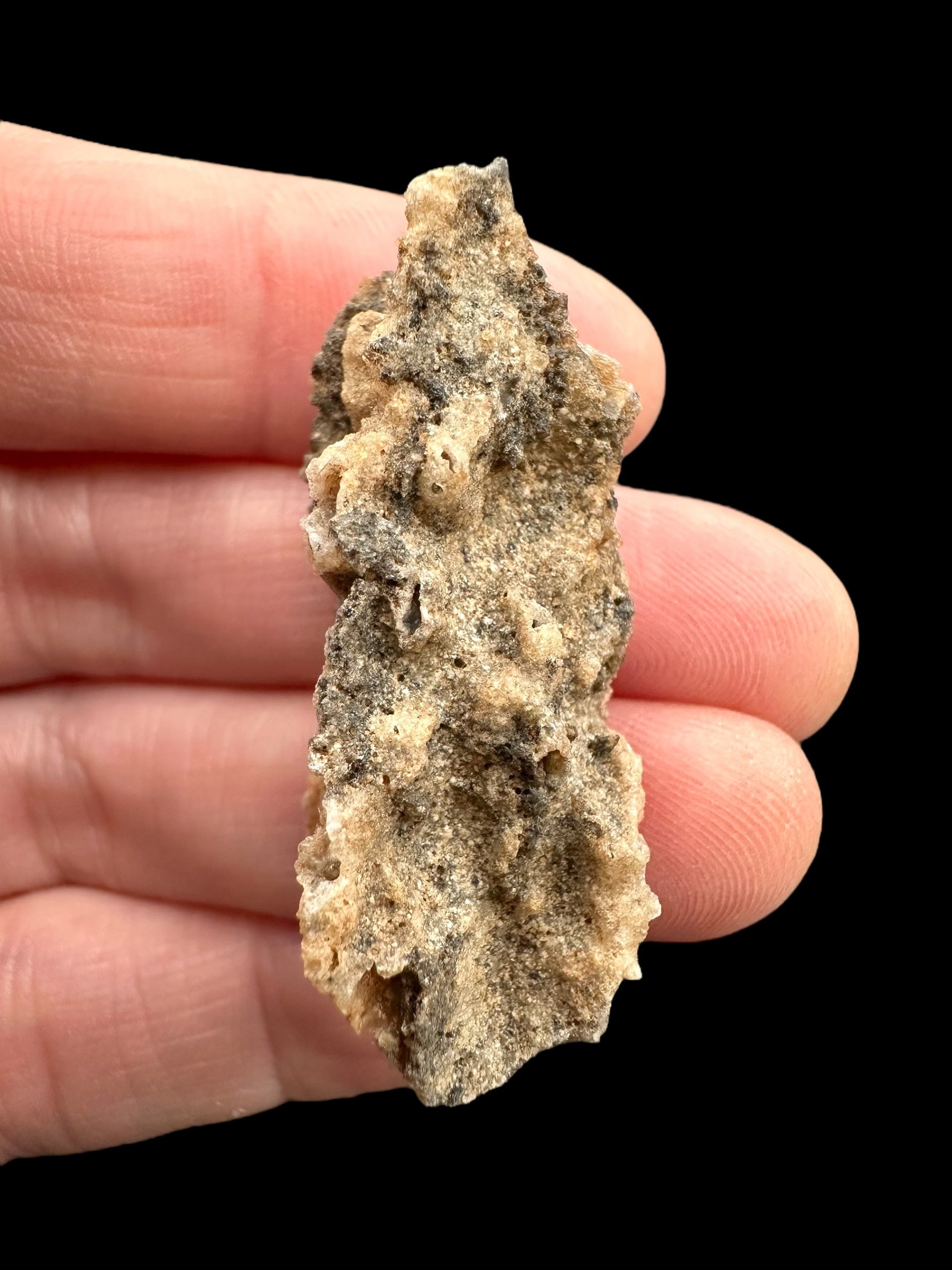 Fulgurite 2,4g – Libyan desert, Egypt - FU032