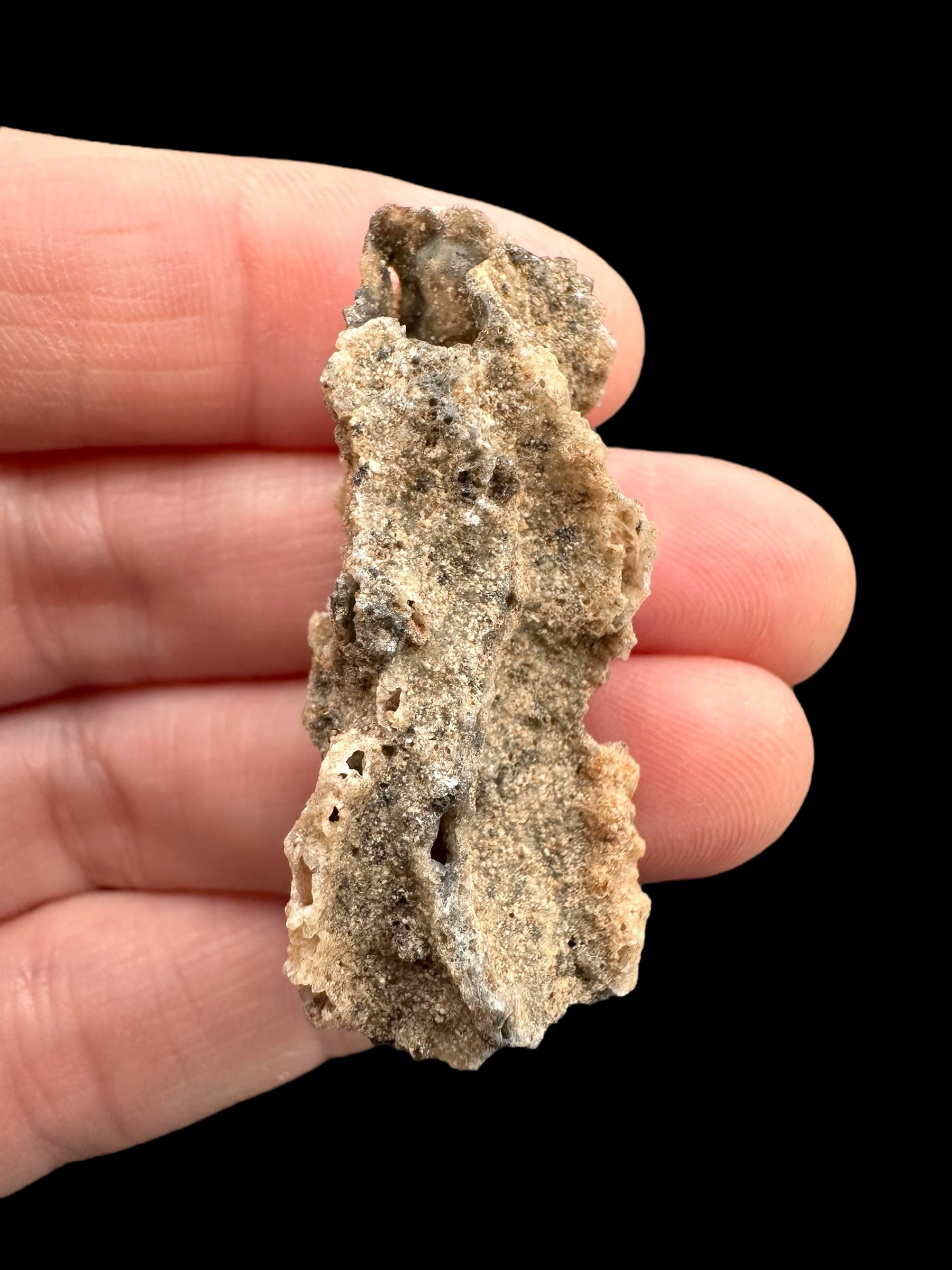 Fulgurite 2,4g – Libyan desert, Egypt