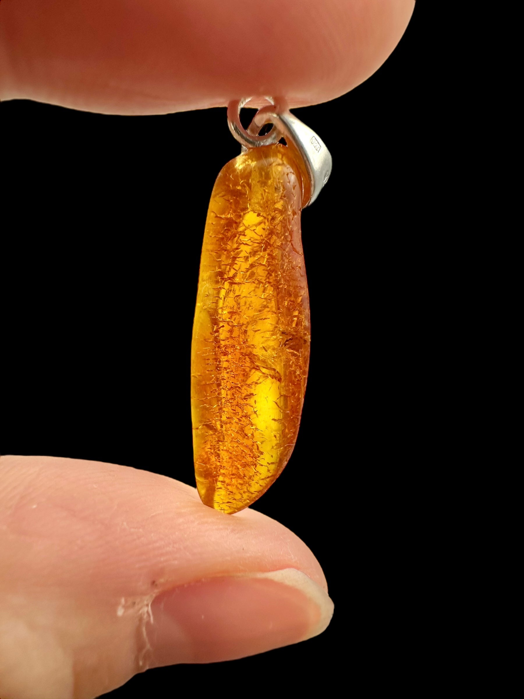 Silver amber pendant - SP/JN041