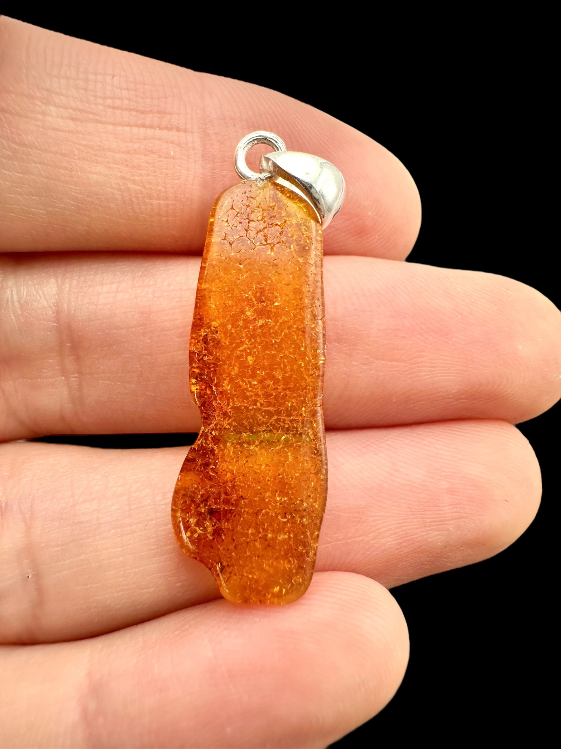 Silver amber pendant - SP/JN042