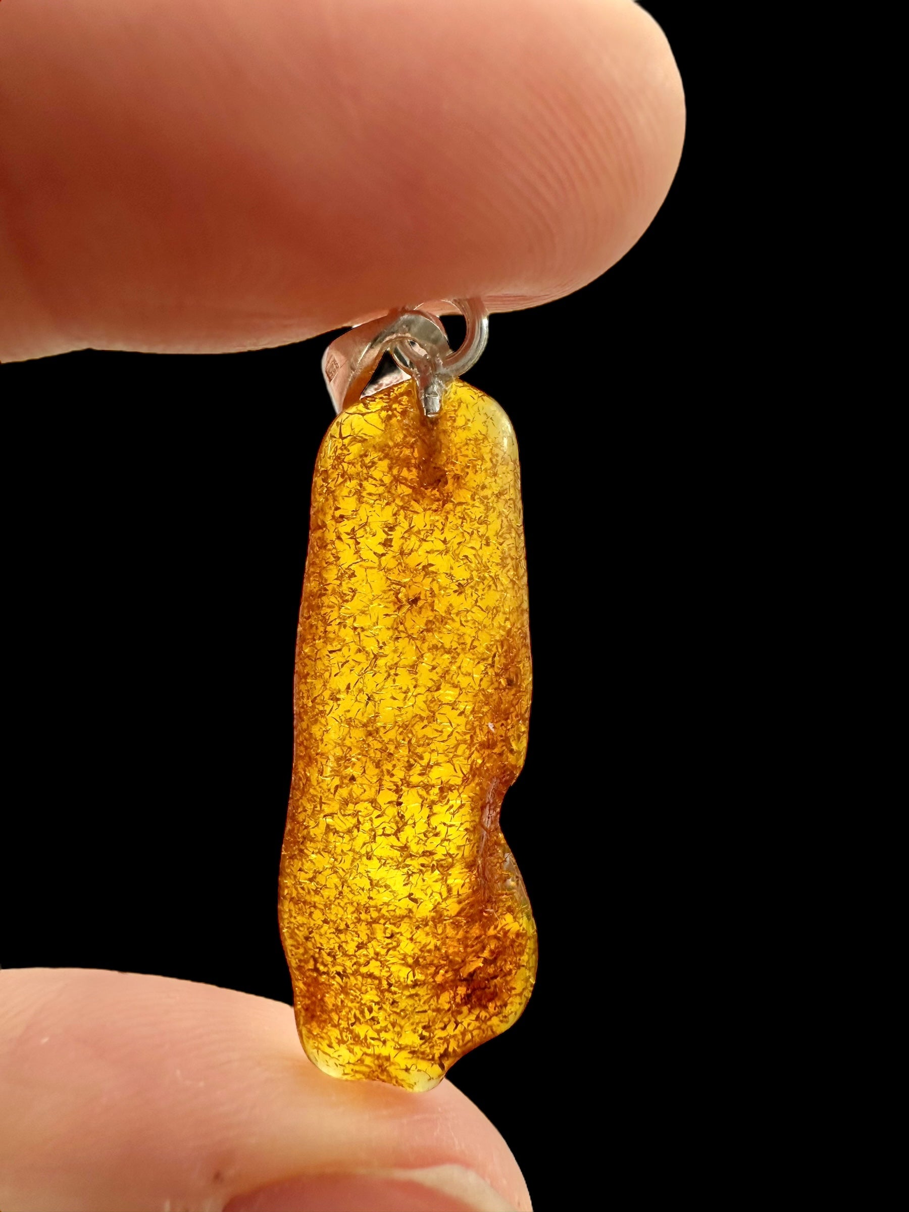 Silver amber pendant - SP/JN042