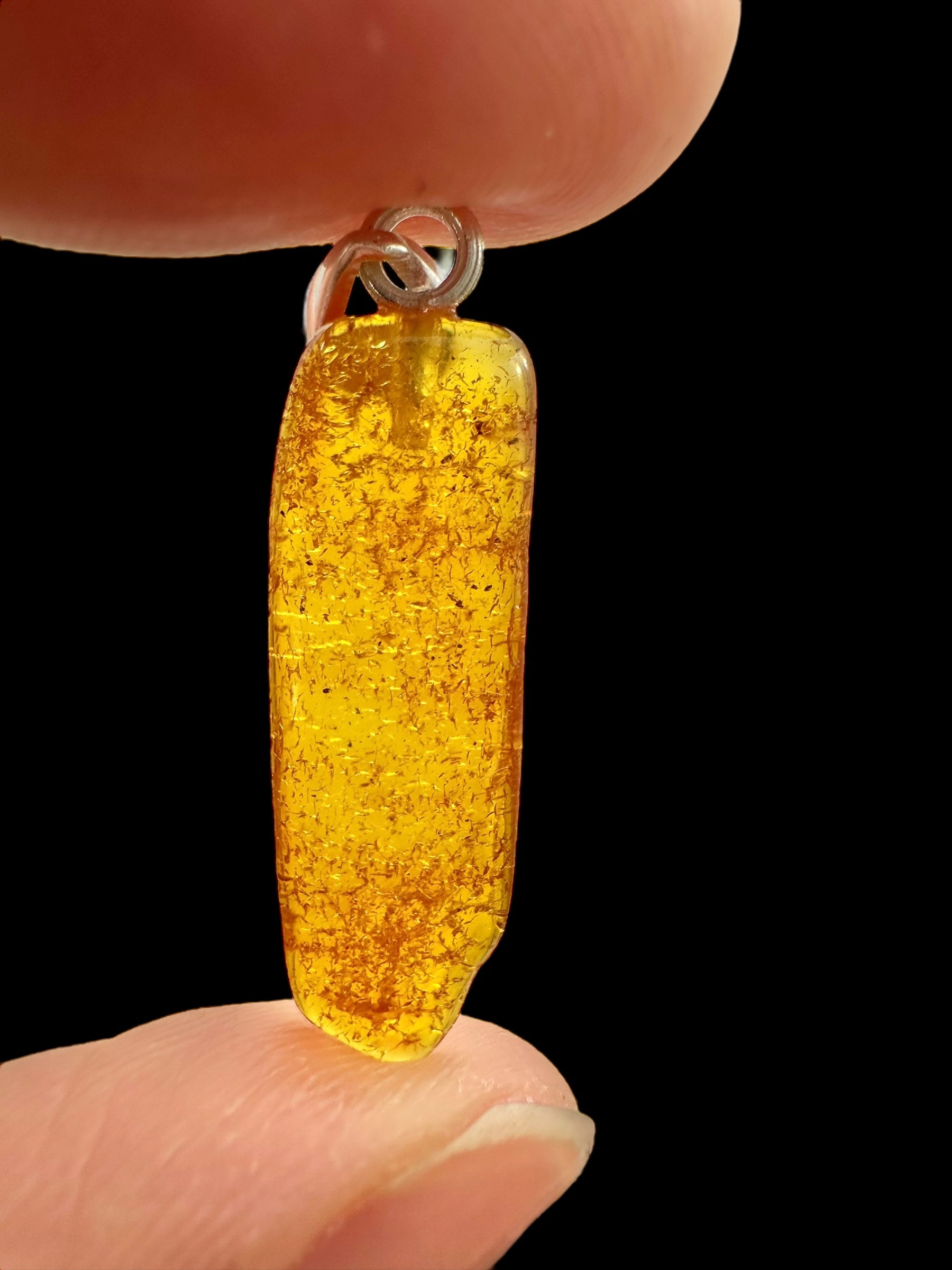 Silver amber pendant - SP/JN043