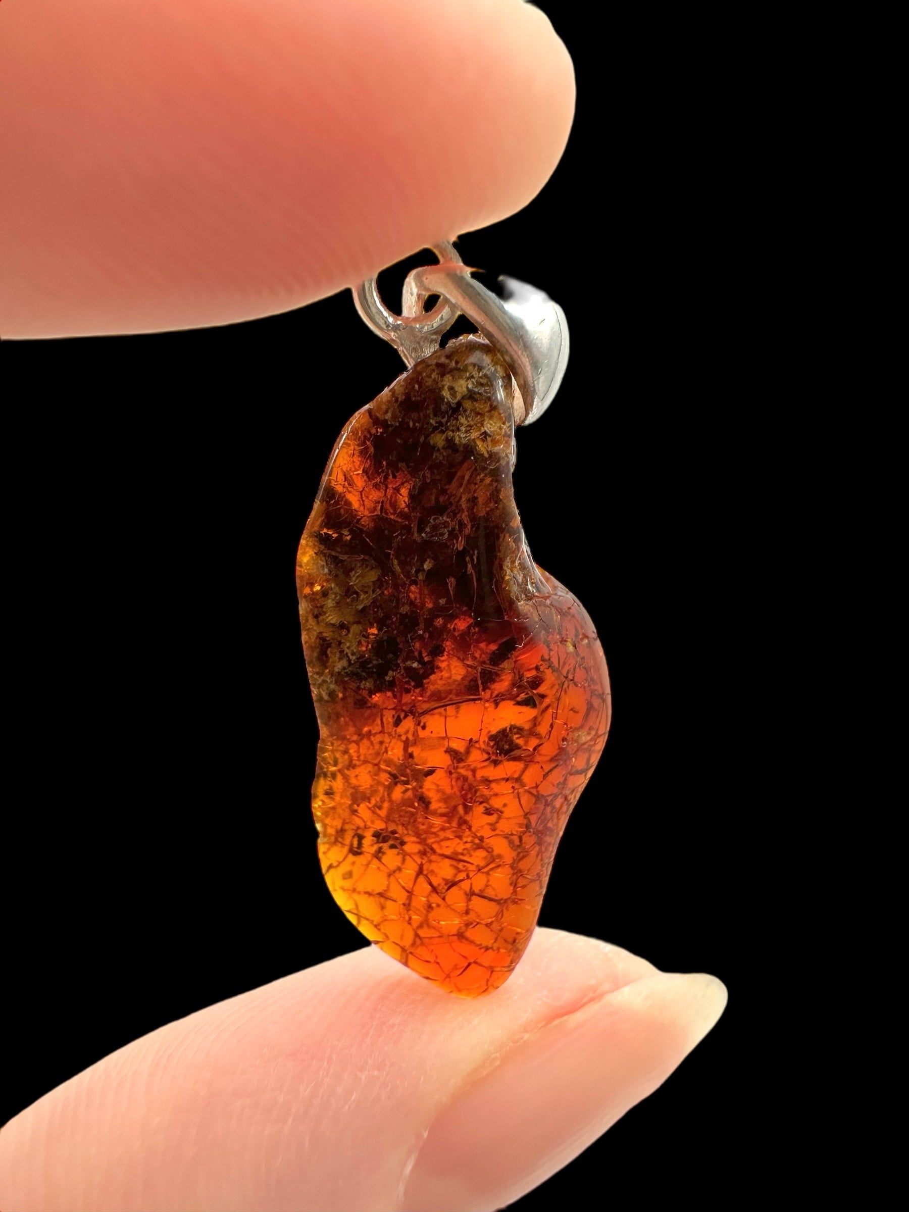 Silver amber pendant - SP/JN053