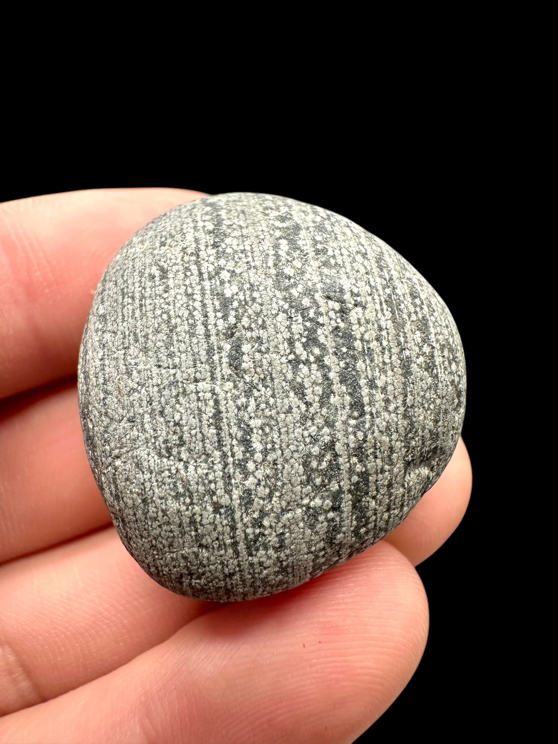 Javan flake obsidian 22g – Java, Indonesia