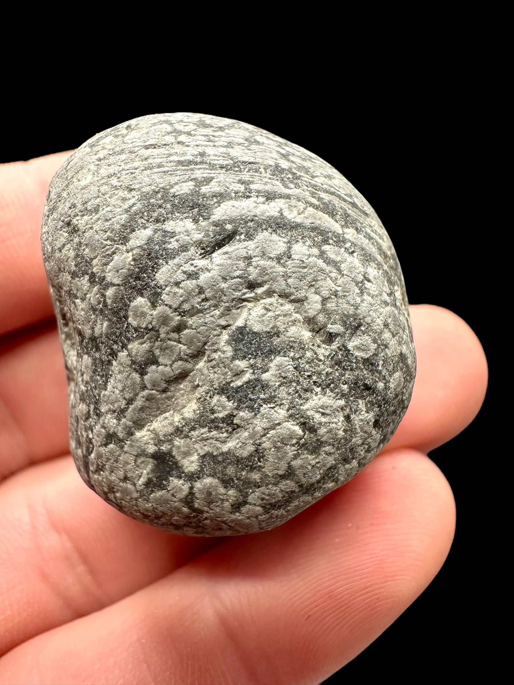 Javan flake obsidian 35,8g – Java, Indonesia - VO007