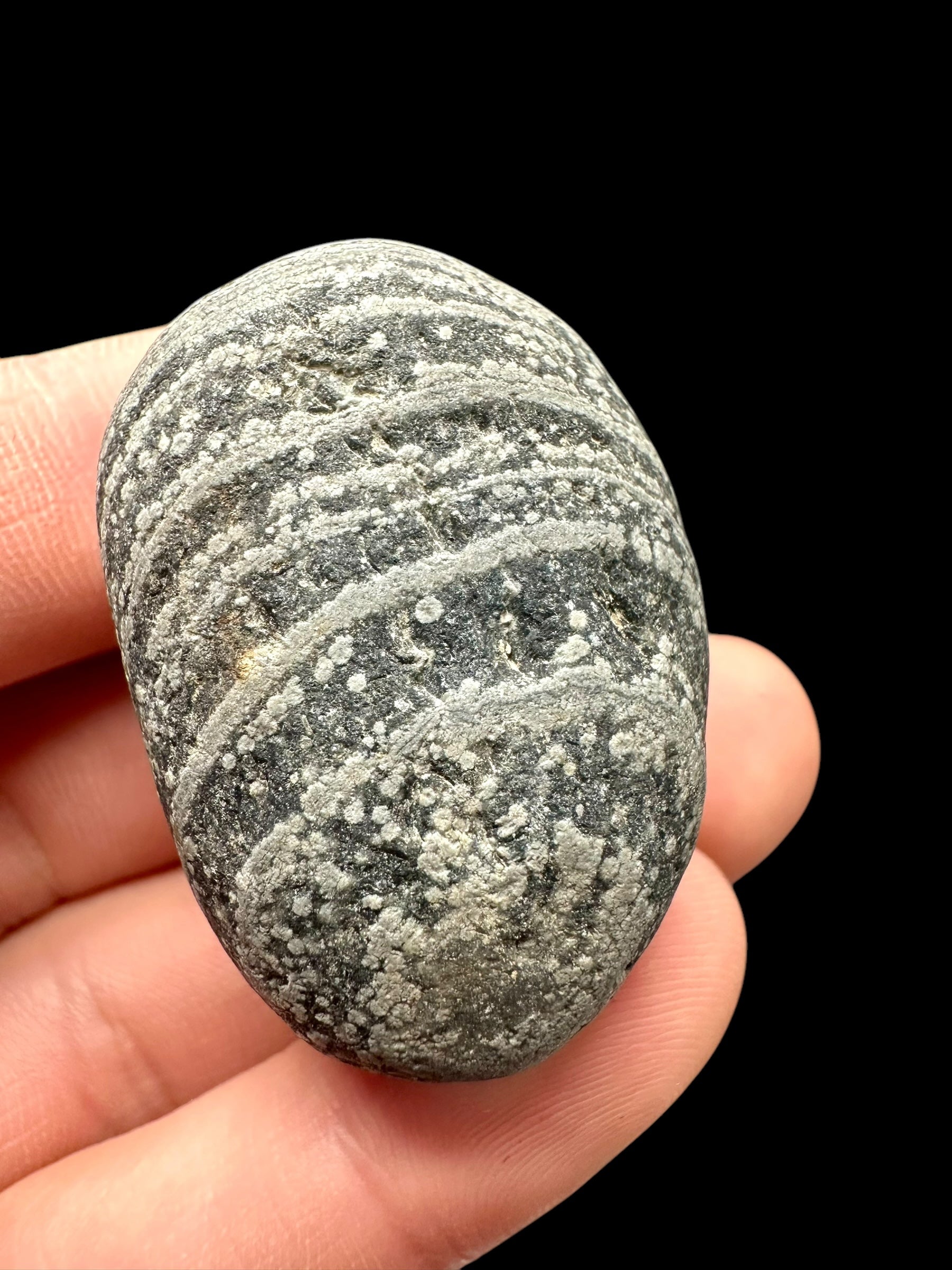 Javan flake obsidian 33,2g – Java, Indonesia - VO009