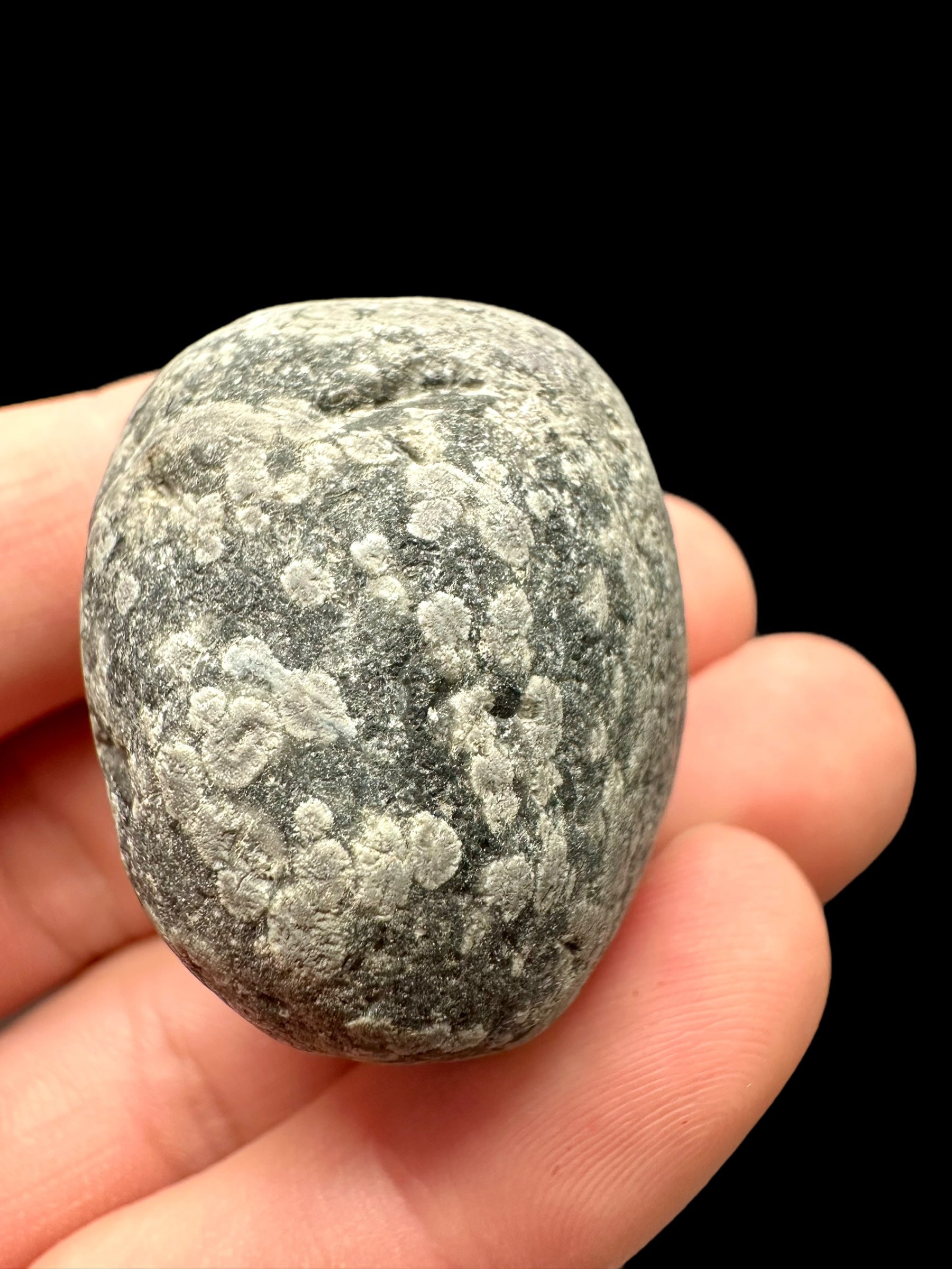 Javan flake obsidian 35g – Java, Indonesia