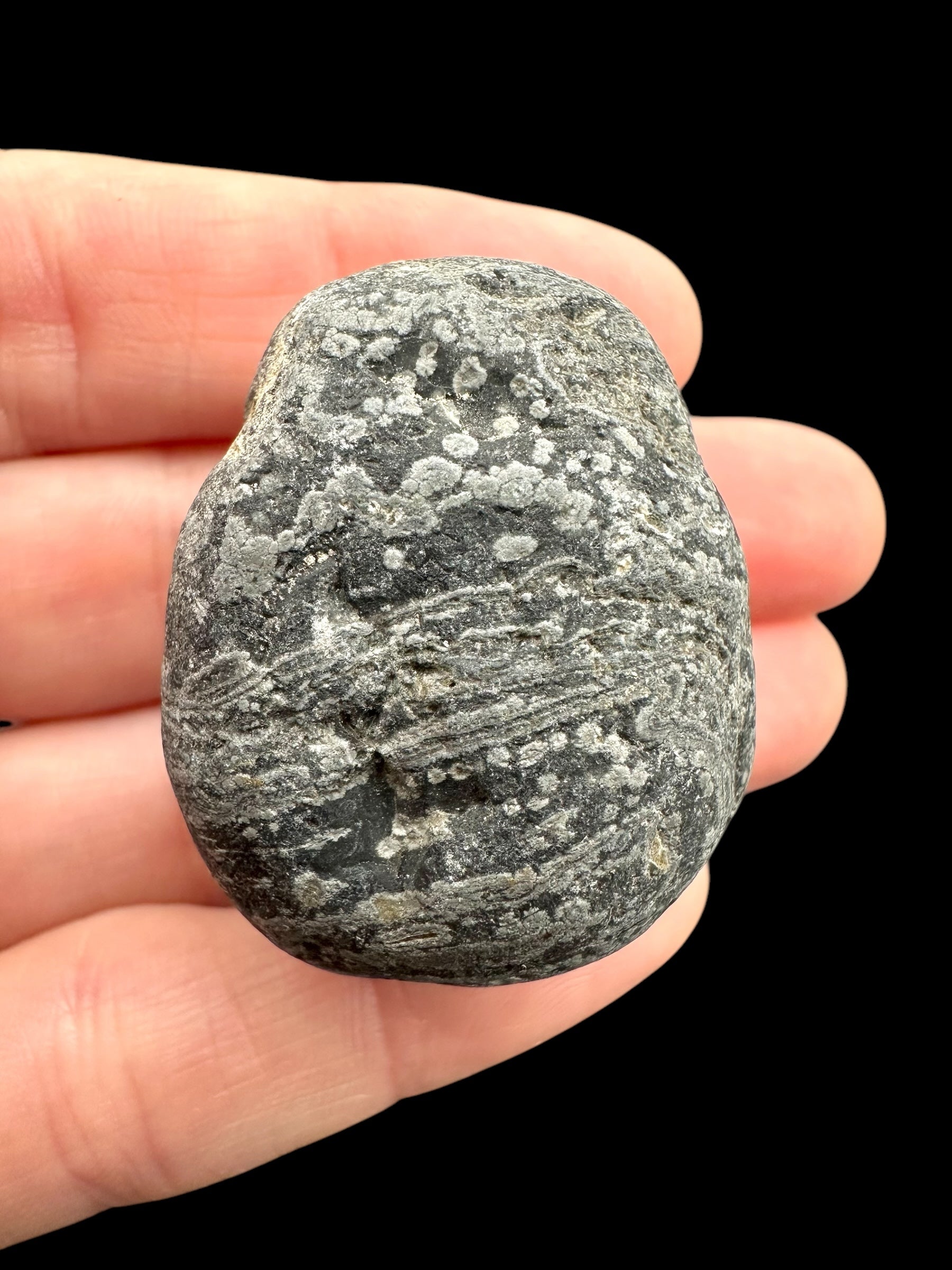Javan flake obsidian 32,4g – Java, Indonesia - VO014