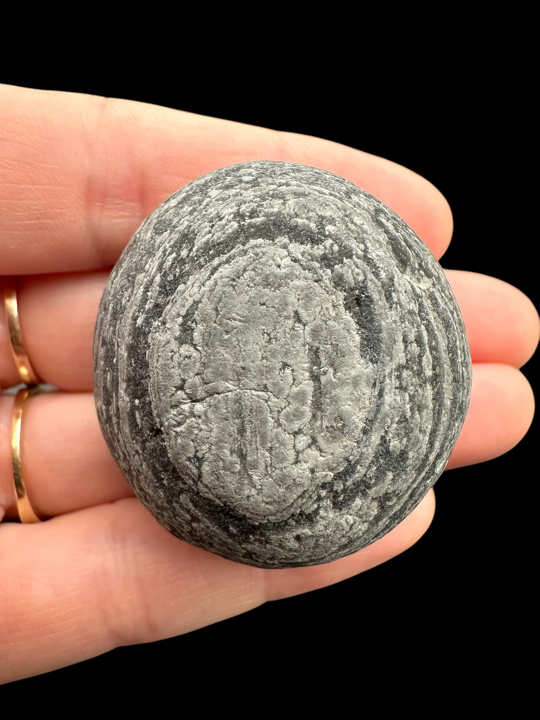 Javan flake obsidian 44,9g – Java, Indonesia - VO027