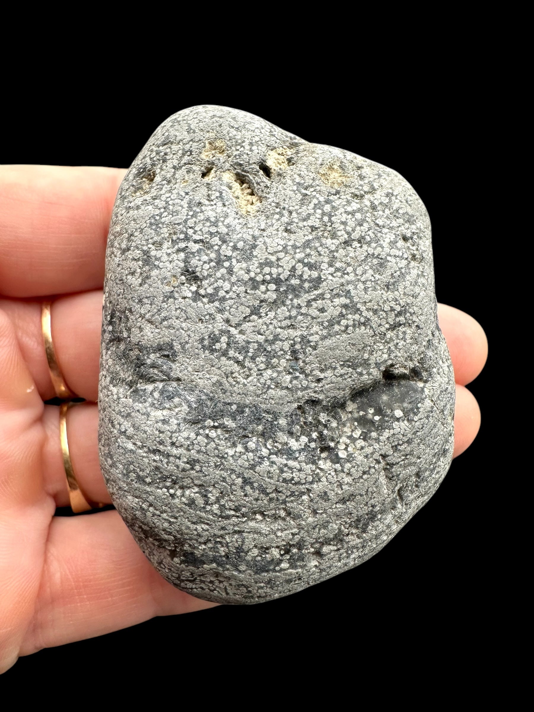 Javan flake obsidian 92,4g – Java, Indonesia - VO028