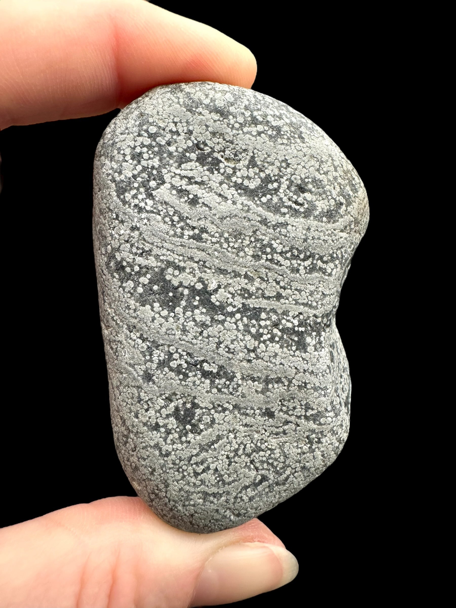 Javan flake obsidian 92,4g – Java, Indonesia - VO028
