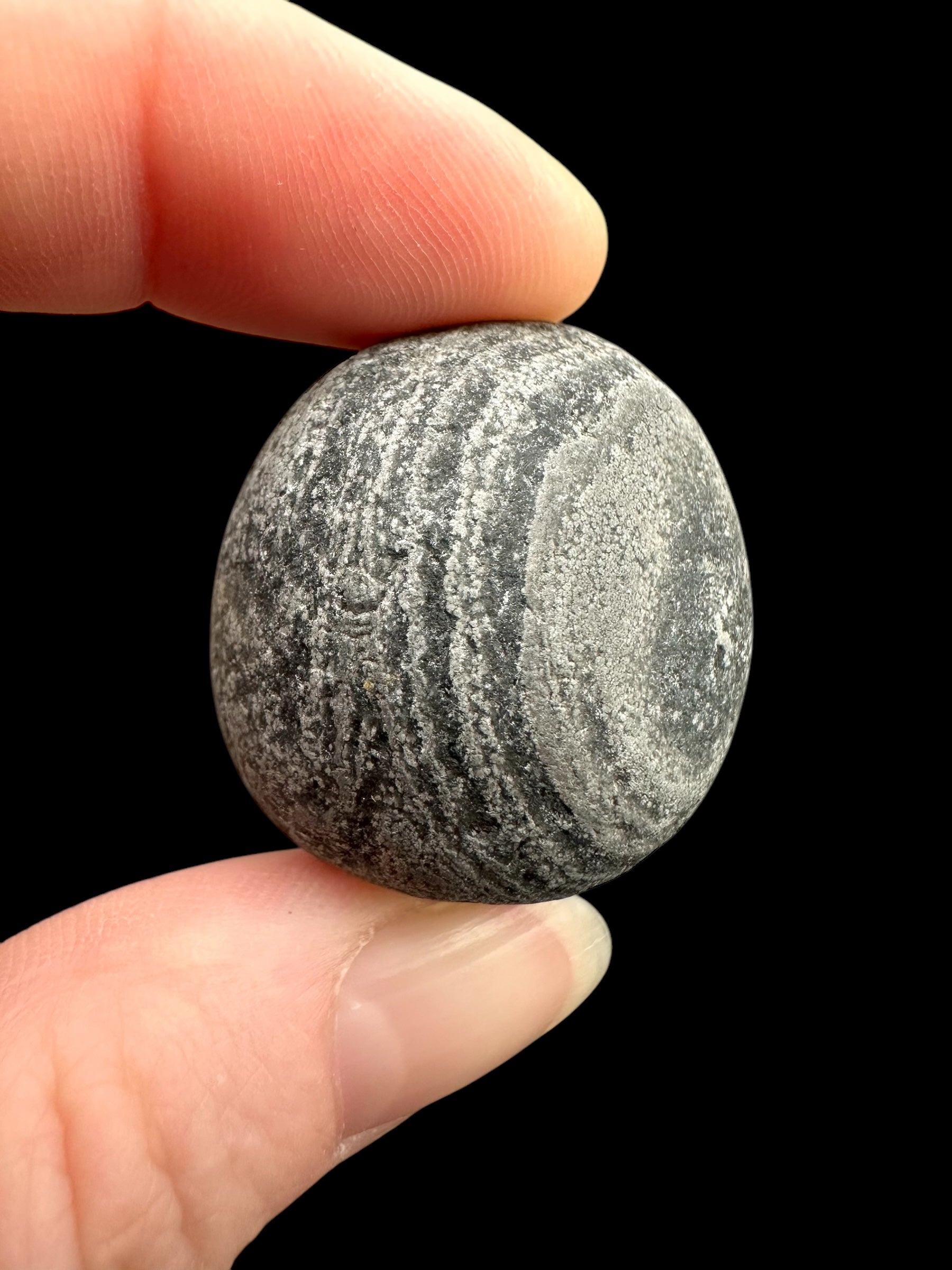 Javan flake obsidian 24,7g – Java, Indonesia - VO030