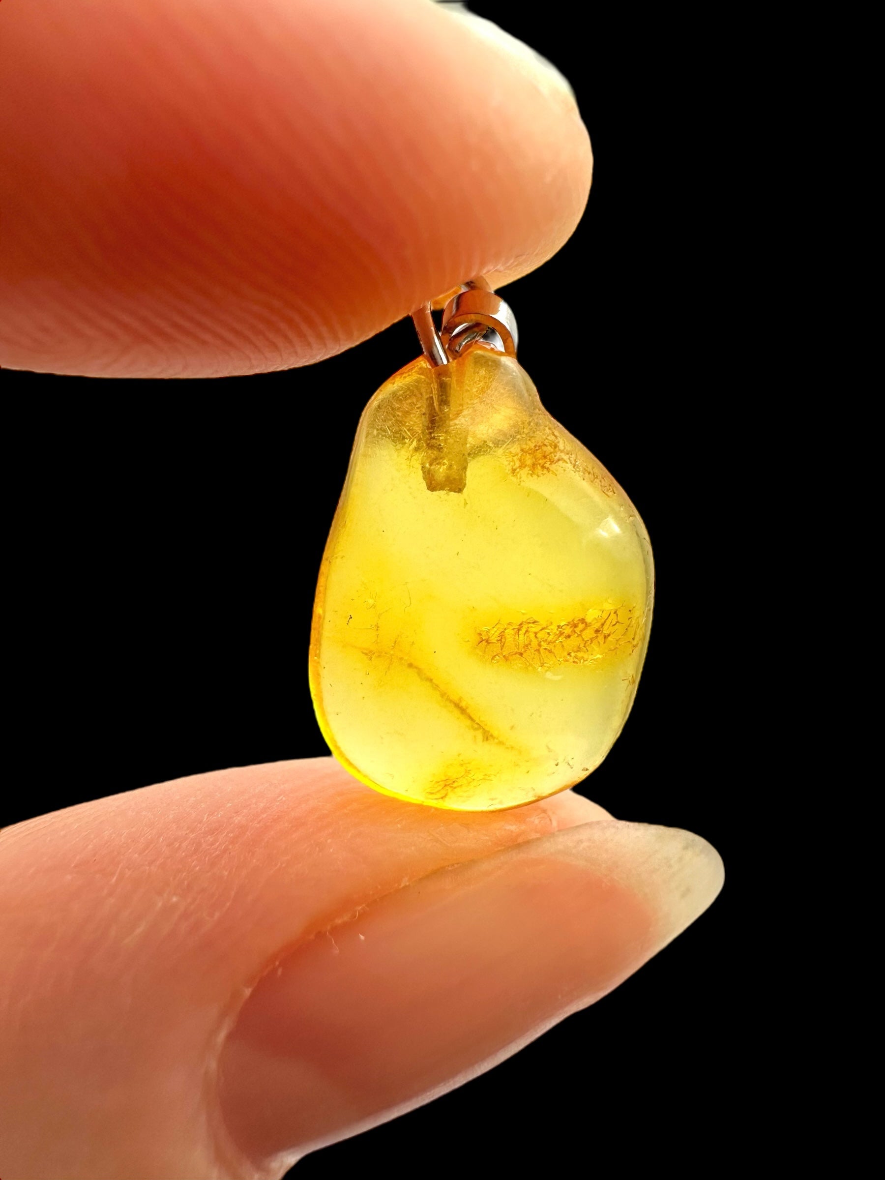 Amber pendant - P/JN015