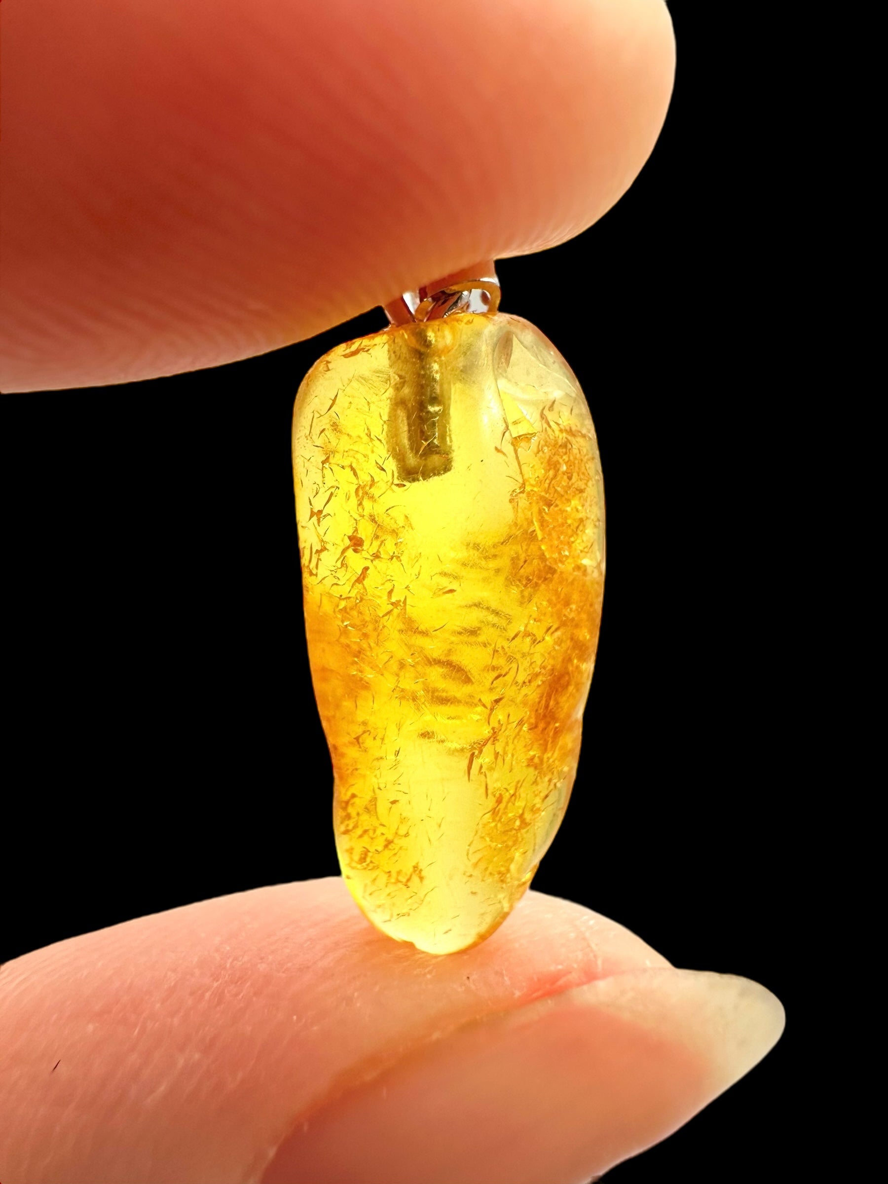 Amber pendant - P/JN025