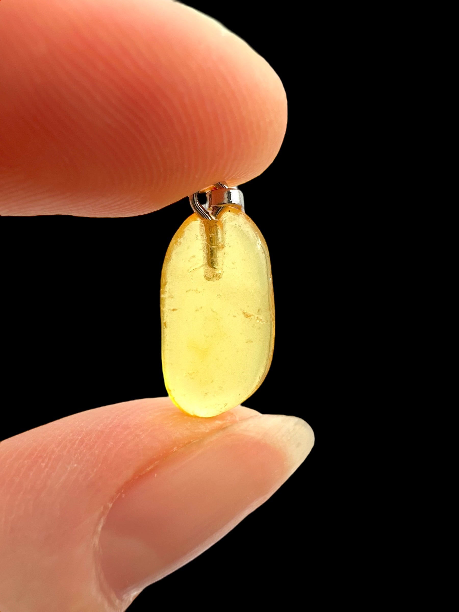 Amber pendant - P/JN030