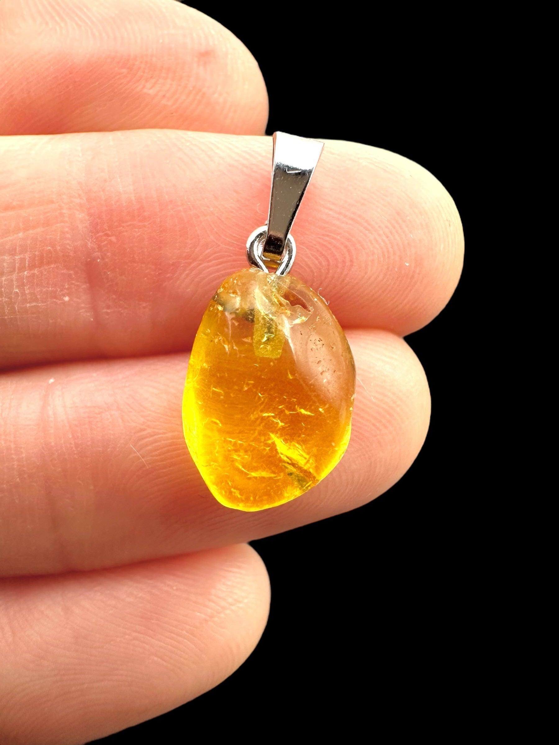 Amber pendant
