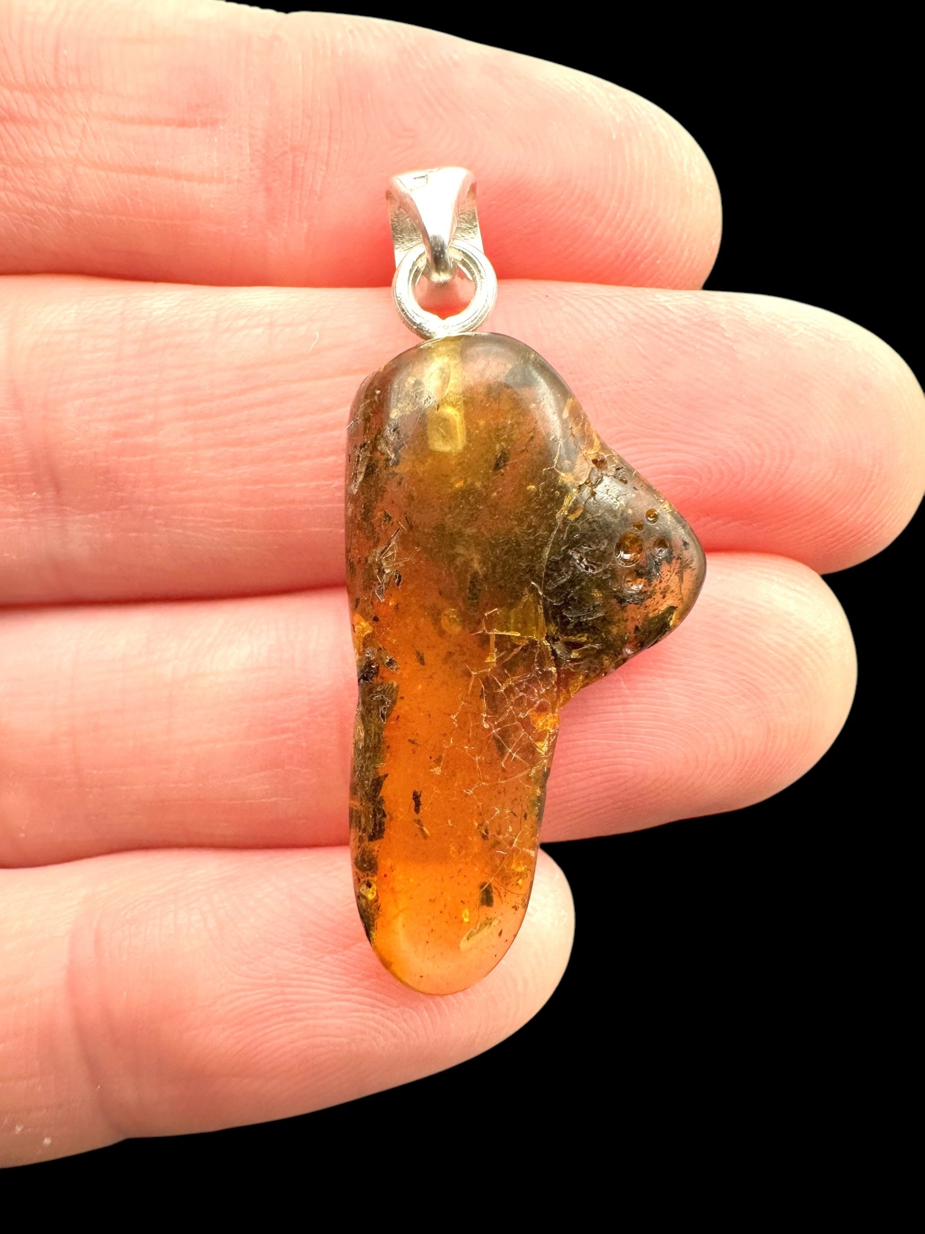 Silver amber pendant - SP/JN062