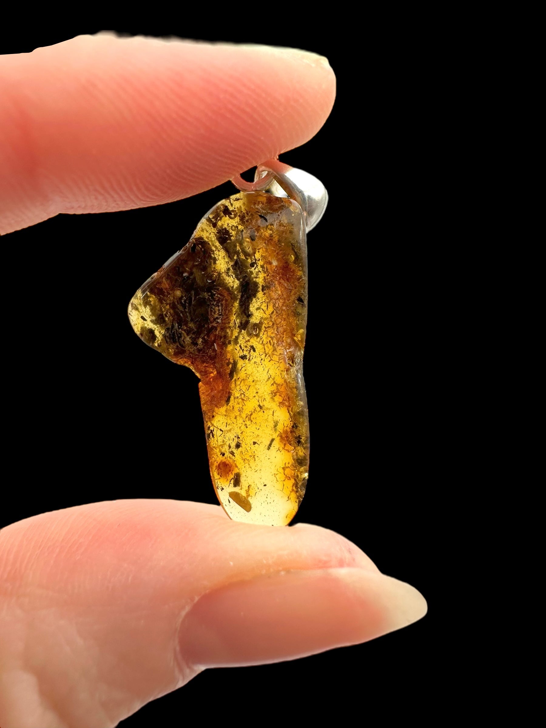 Silver amber pendant - SP/JN062