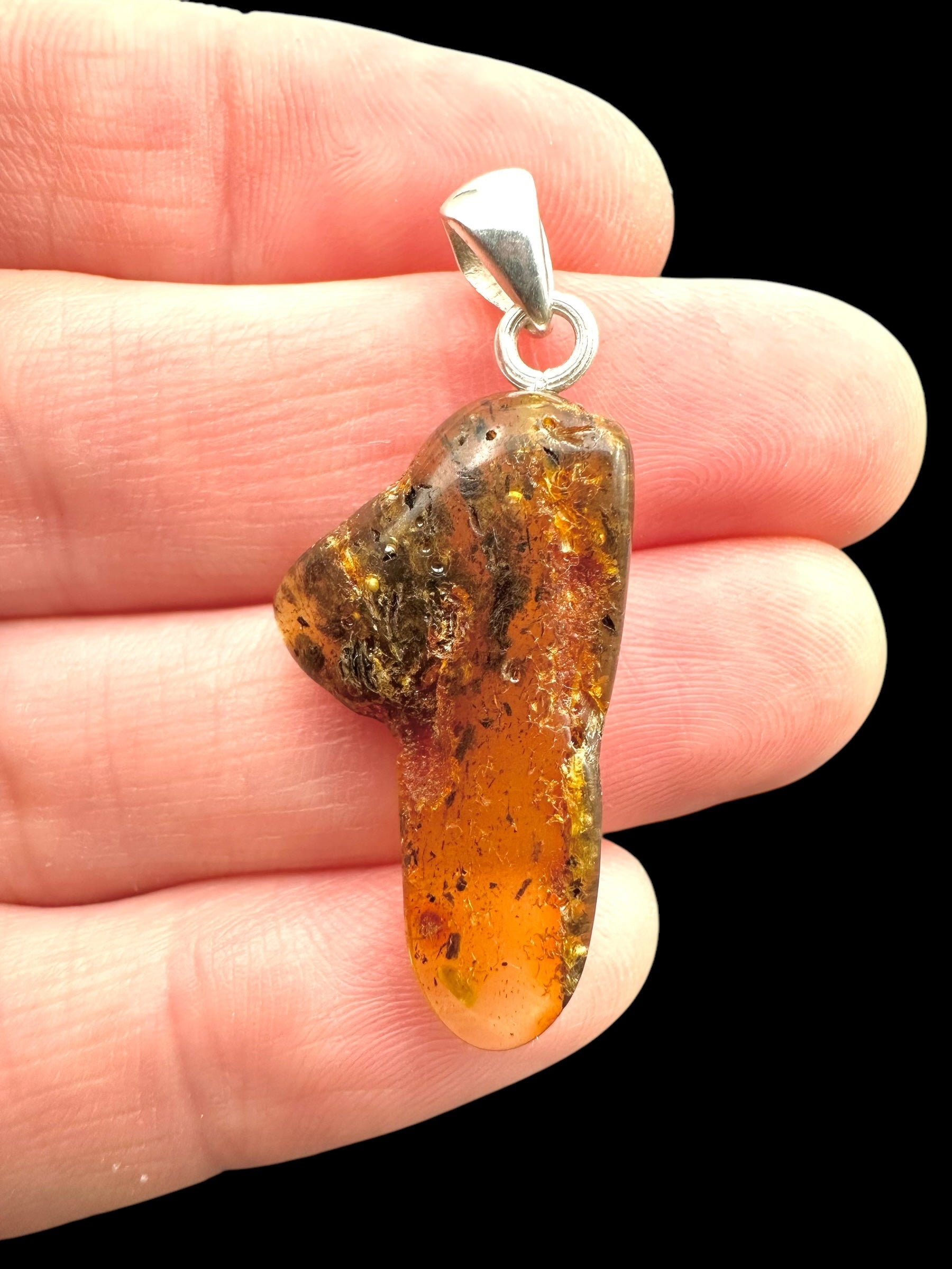 Silver amber pendant