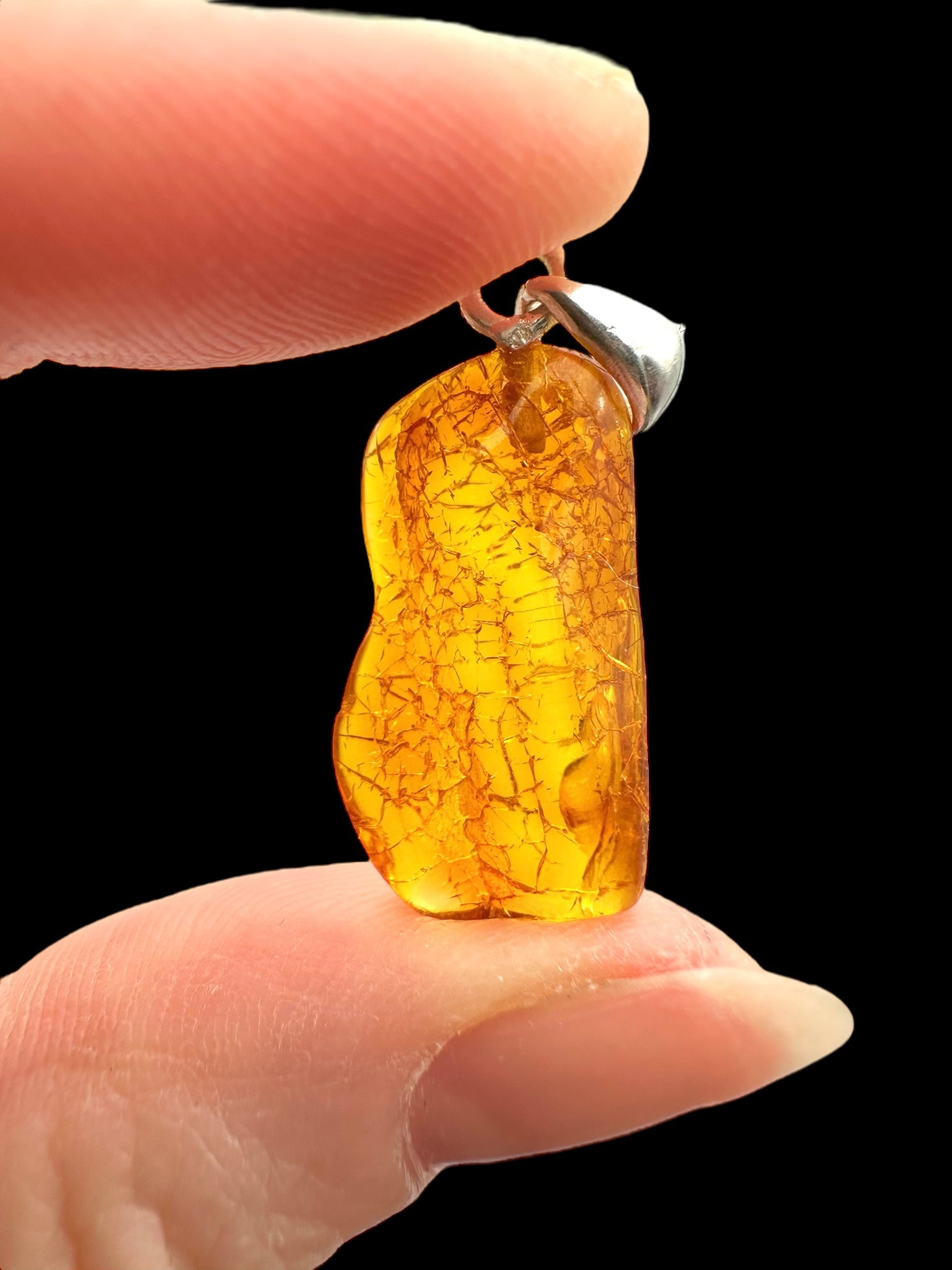 Silver amber pendant - SP/JN064