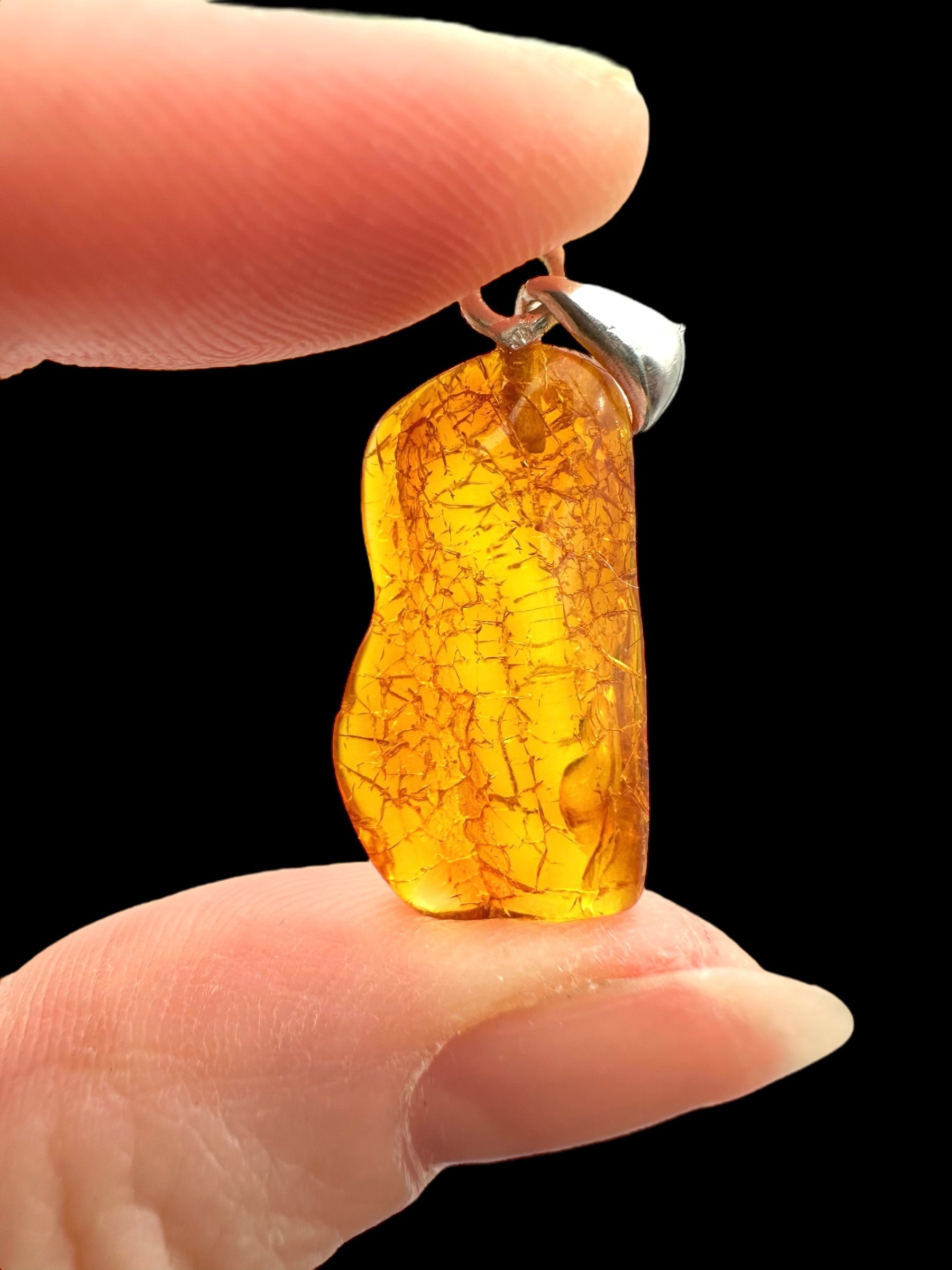 Silver amber pendant - SP/JN064