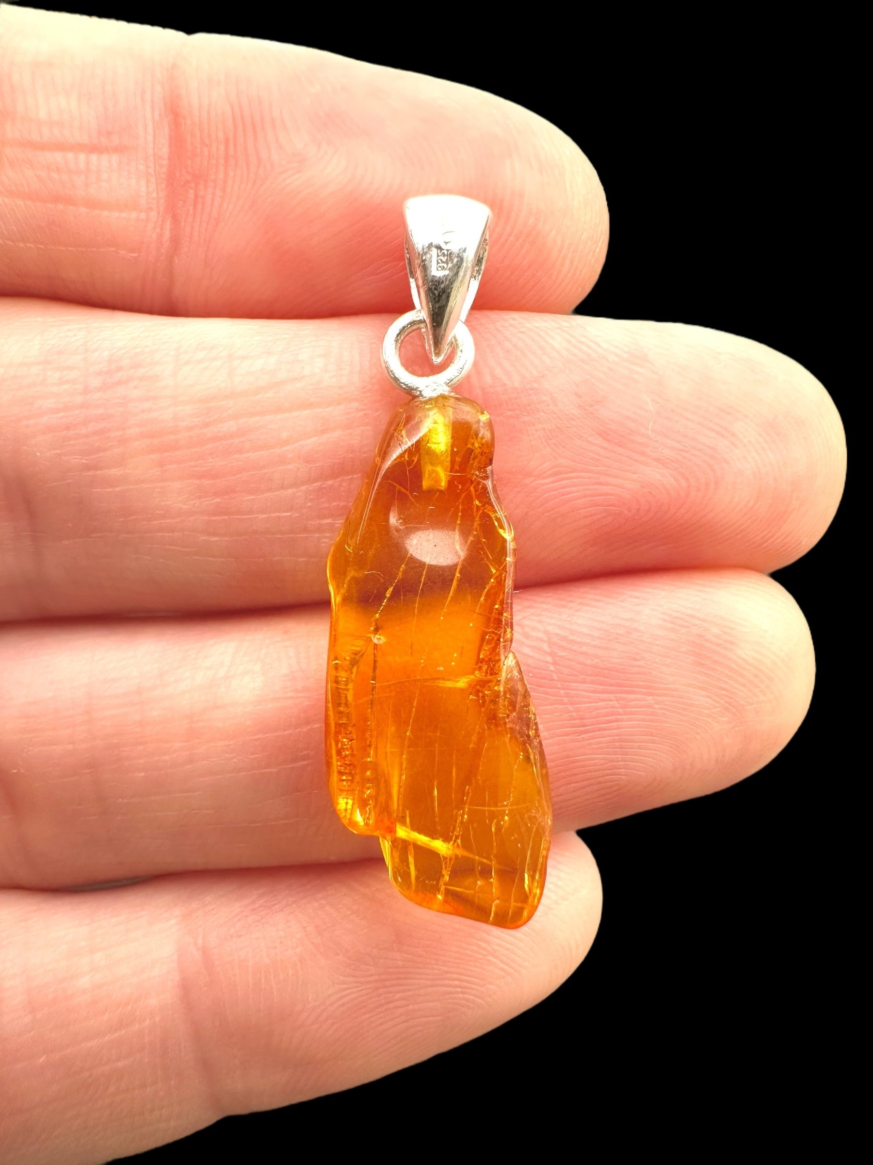 Silver amber pendant - SP/JN068