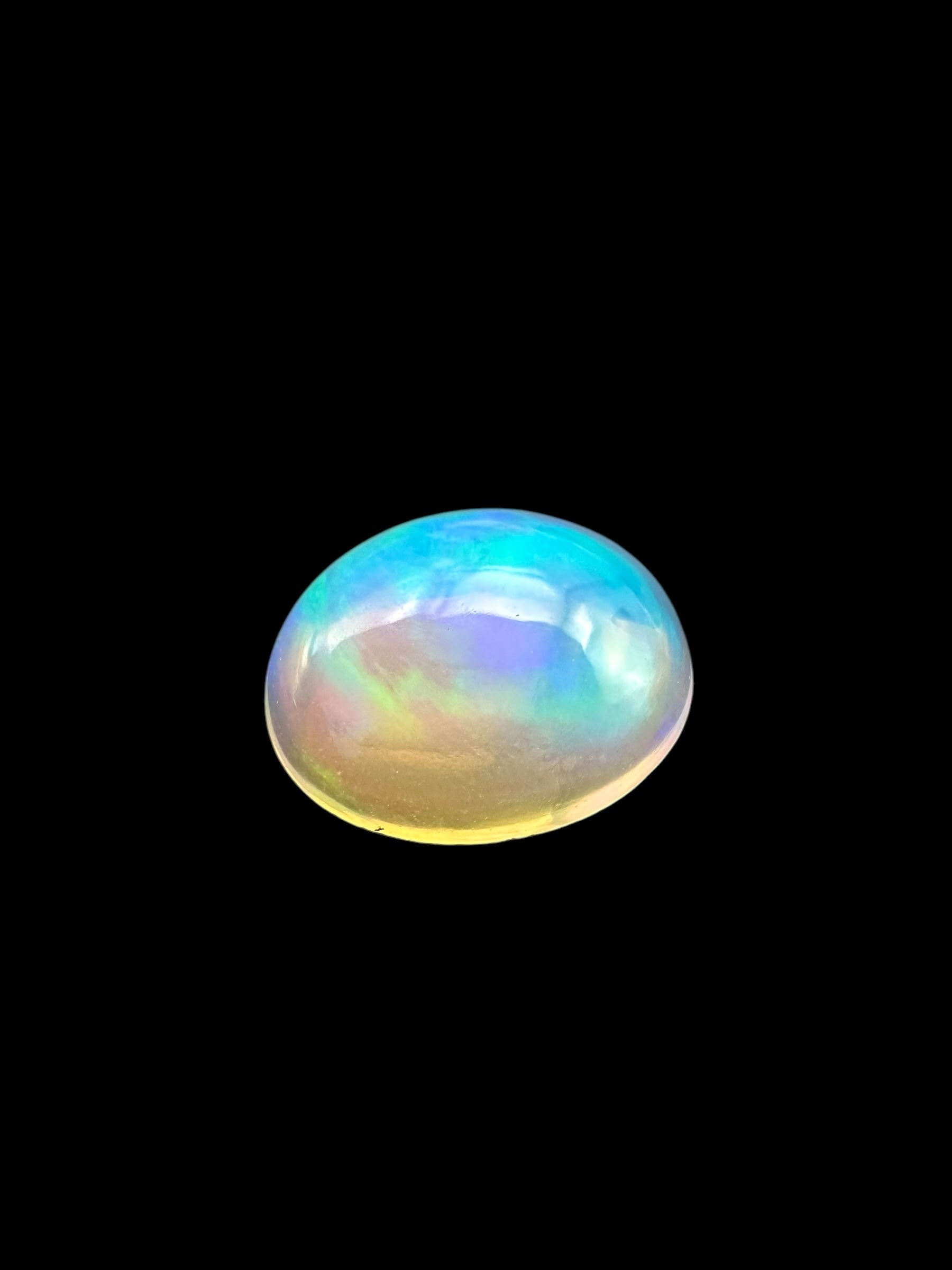 Precious opal cabochon 1ct – Welo, Ethiopia - OPK060