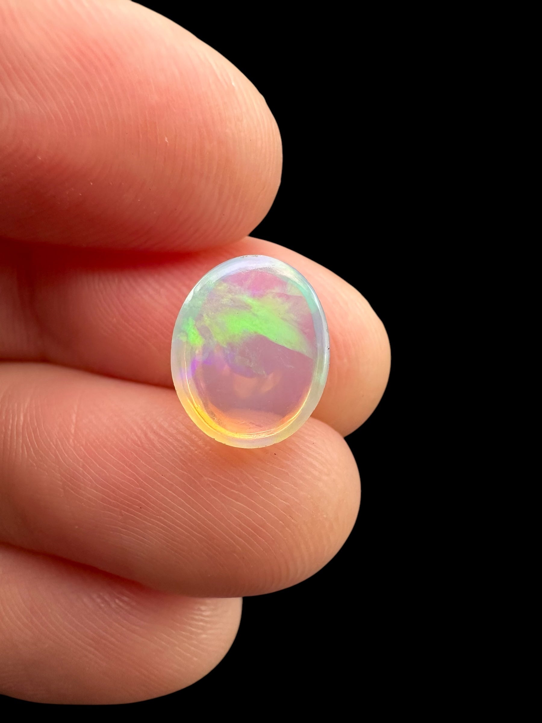 Precious opal cabochon 1ct – Welo, Ethiopia - OPK060