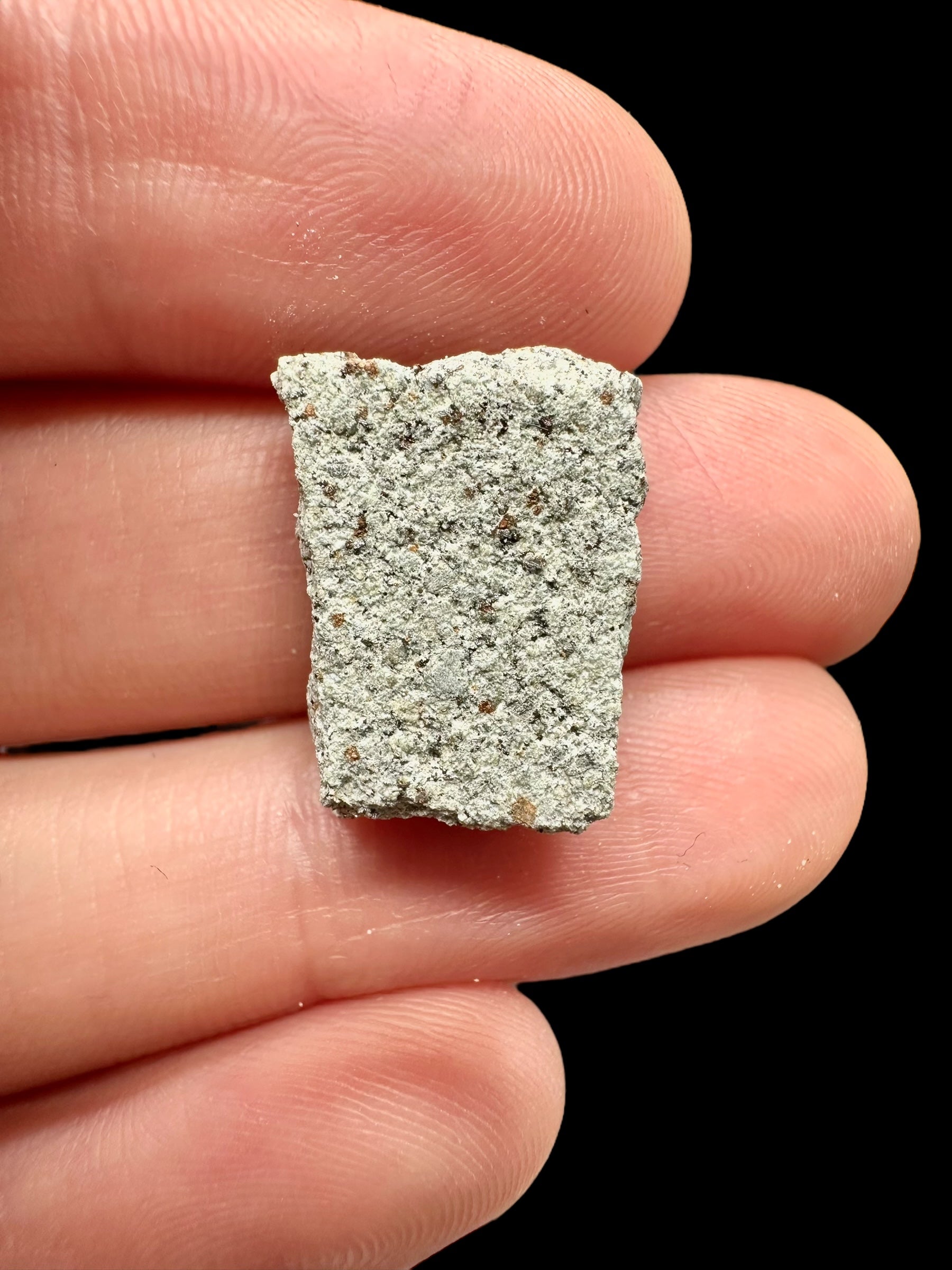 Meteorite Gatuto 2,85g – Kenya - MEGA02