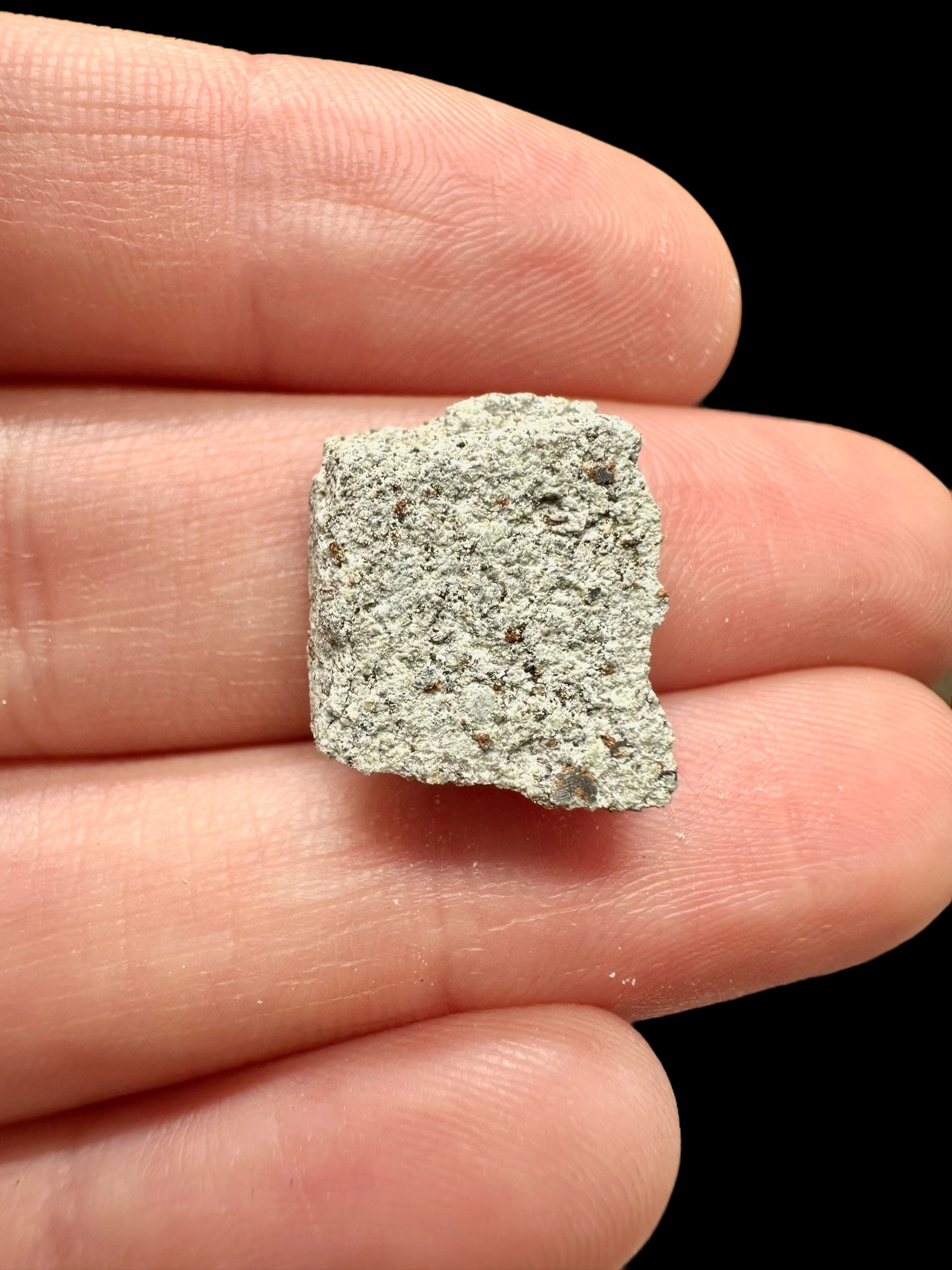 Meteorite Gatuto 2,39g – Kenya - MEGA03