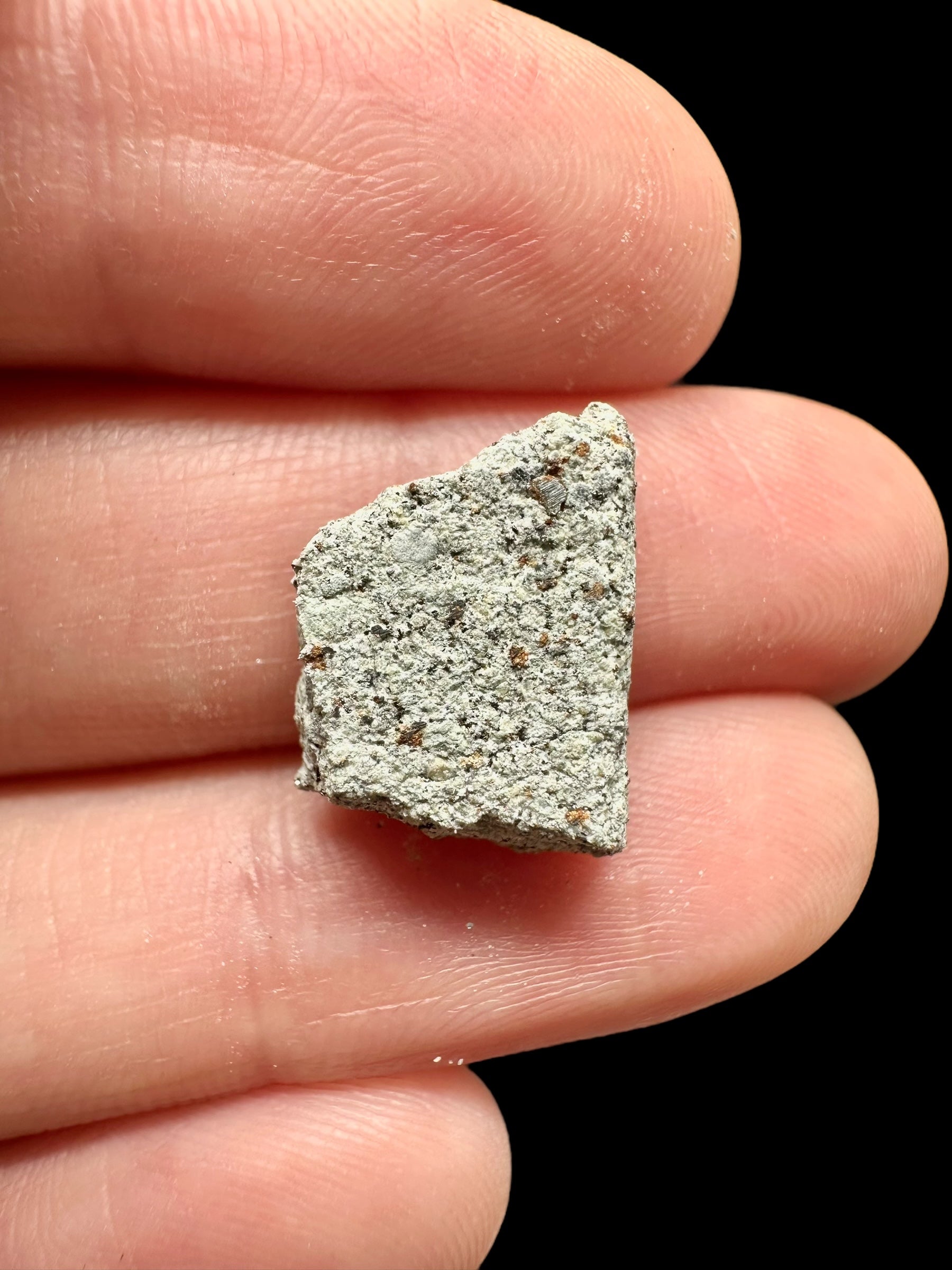 Meteorite Gatuto 1,8g – Kenya - MEGA04